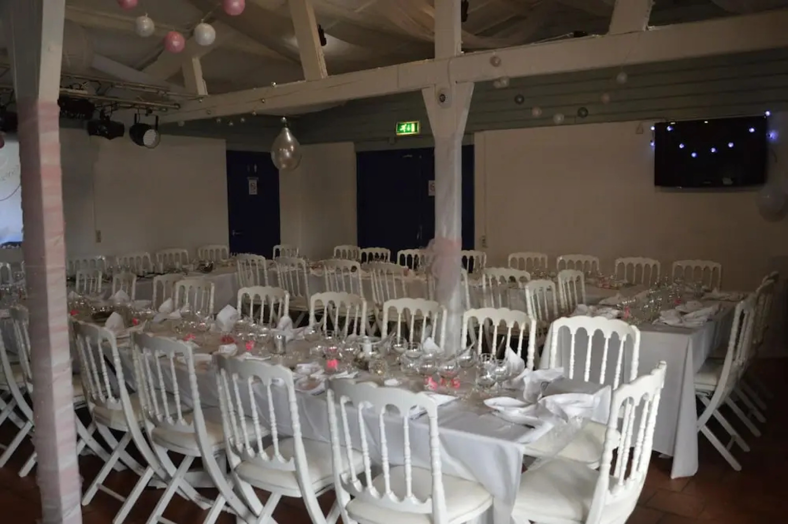 Camping Des Bastides Logements Insolites