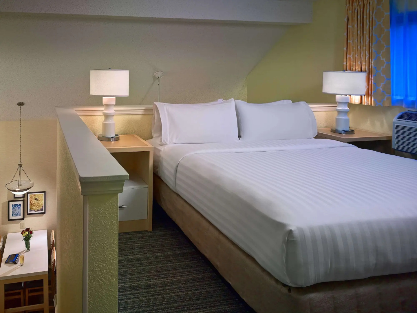 Sonesta Simply Suites Cleveland Airport