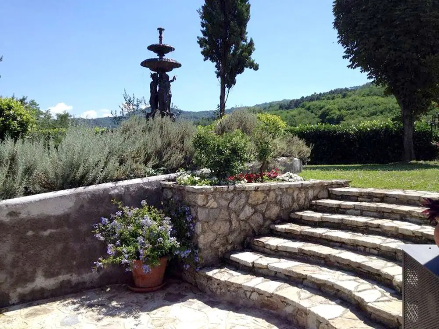 Welcome to Lush Tuscany and Beautiful Villa Adriano