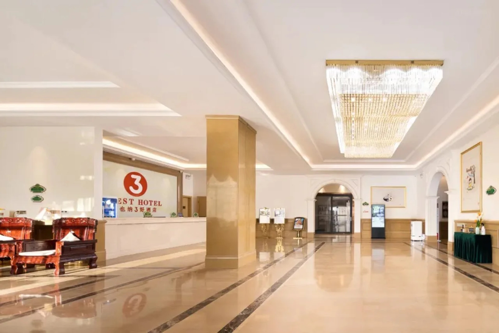 Vienna 3 Best Hotel (Haikou Chengmai Old Town Store)