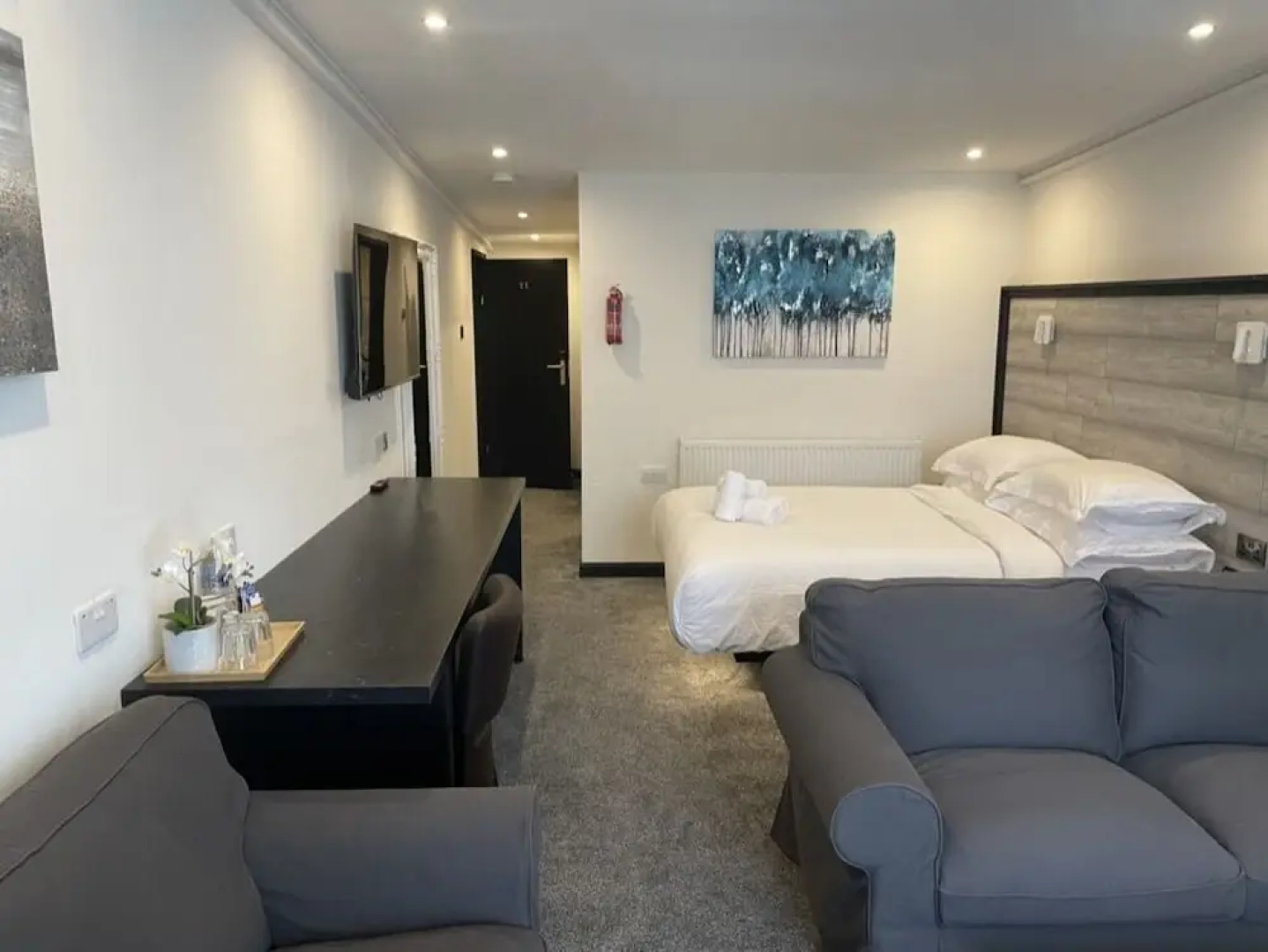 The Waterfront Lodges