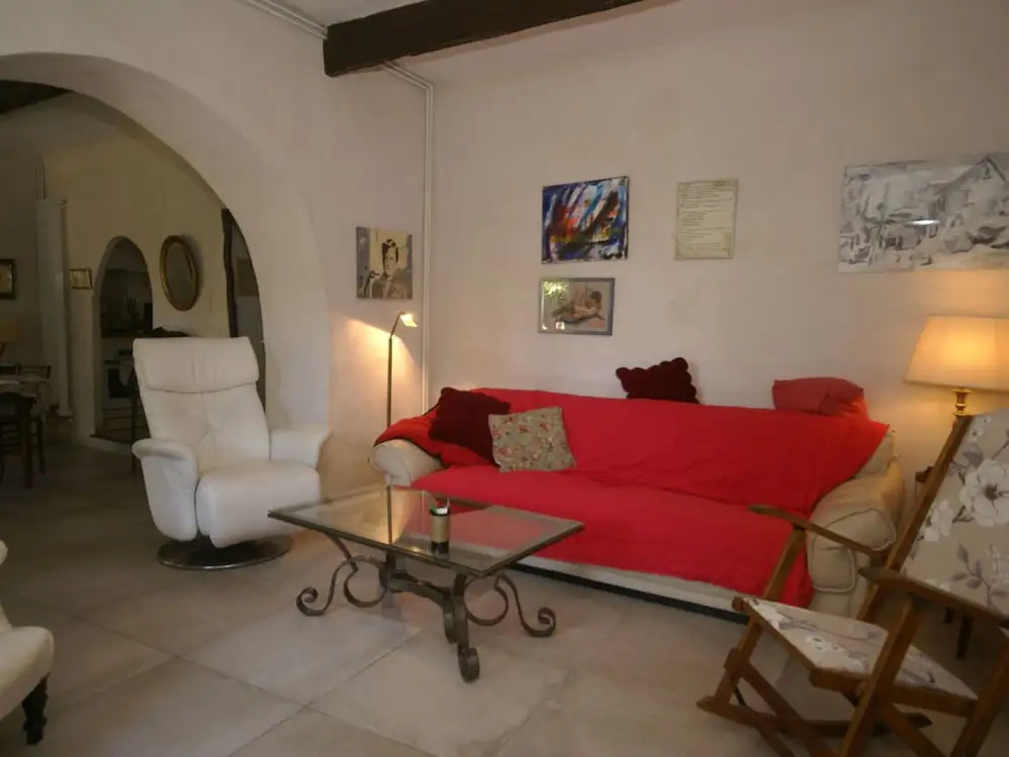 Quaint Holiday Home With Private Pool in Piolenc France