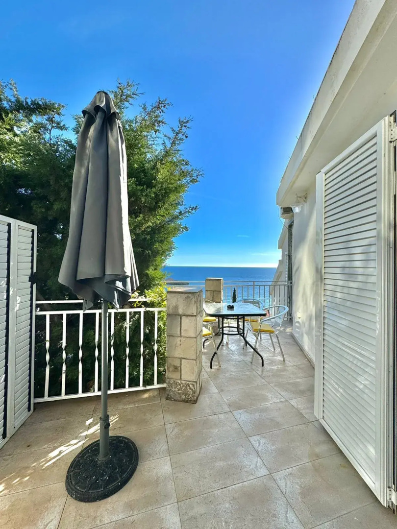 Sun Rose apartments Sveti Stefan