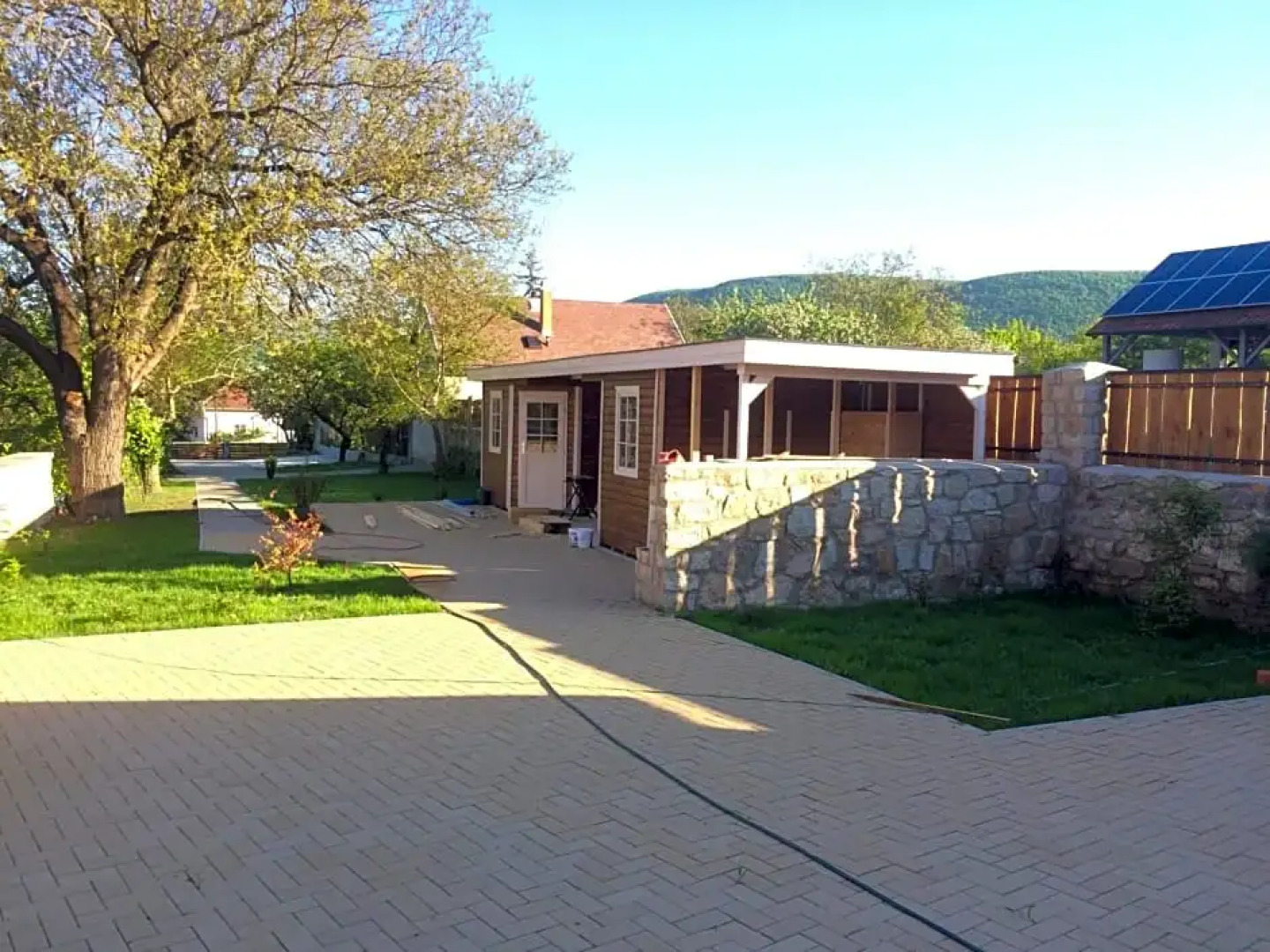 Préselő Pincészet és Vendégház