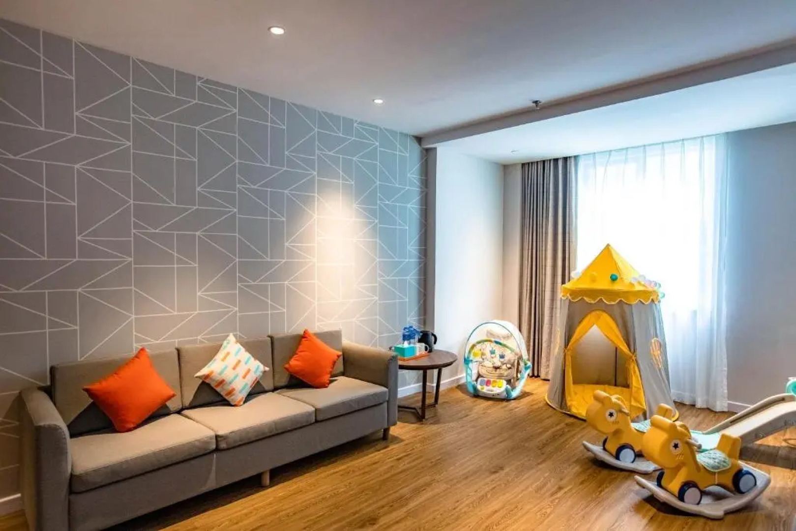 Holiday Inn Express Shantou City Center