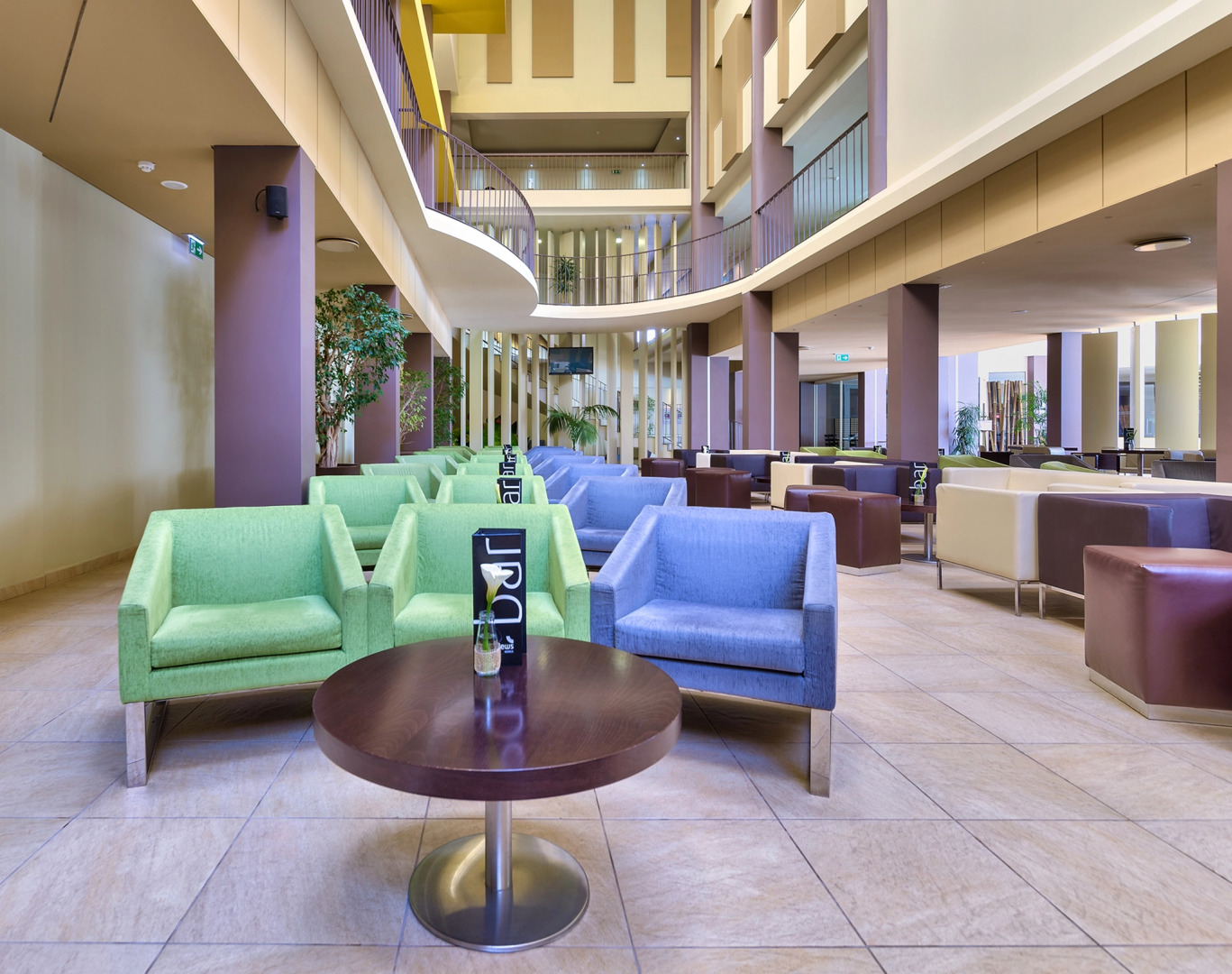 Отель The Views Oasis - Family Friendly