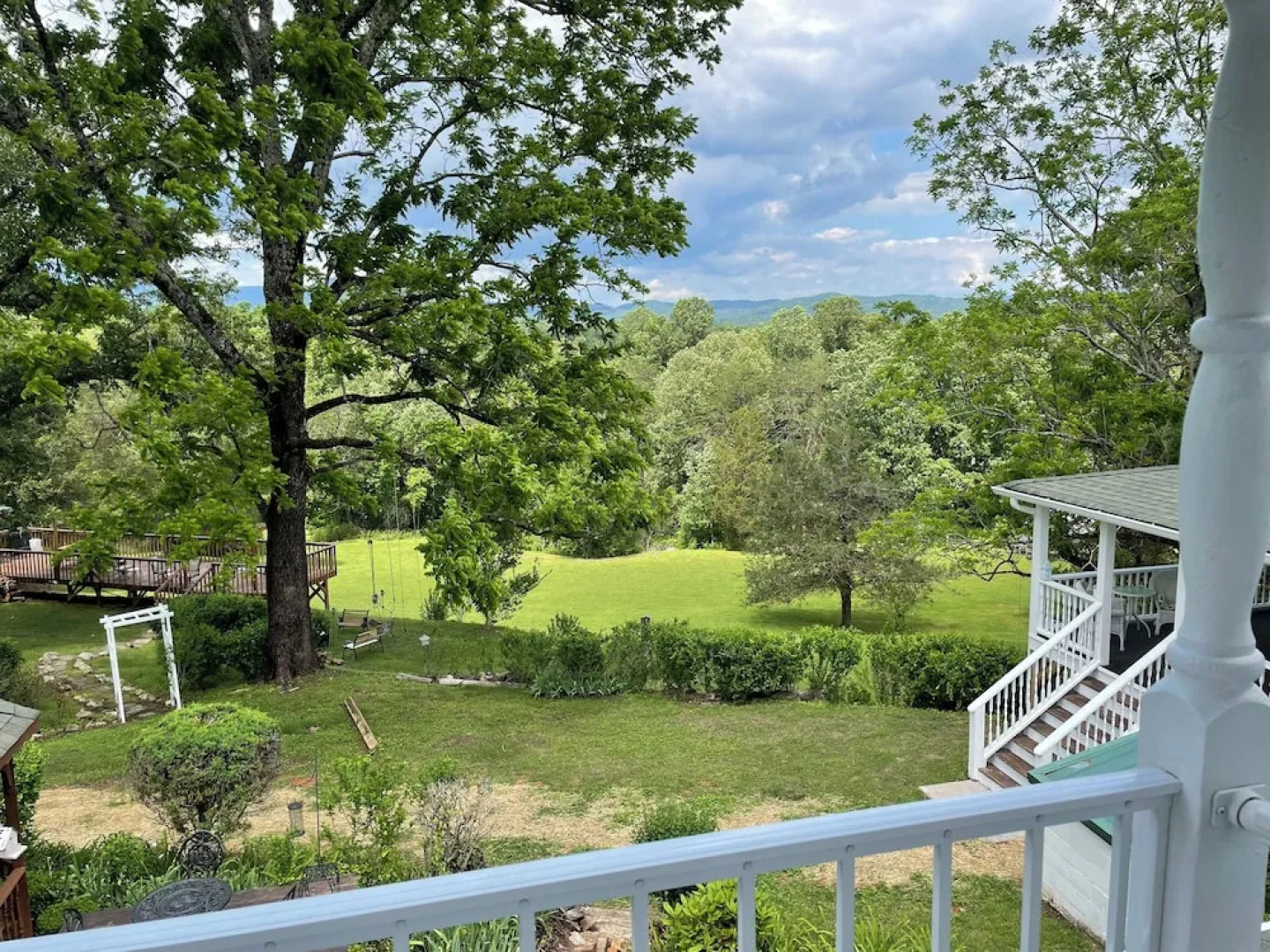 The Sautee Inn Bed & Breakfast