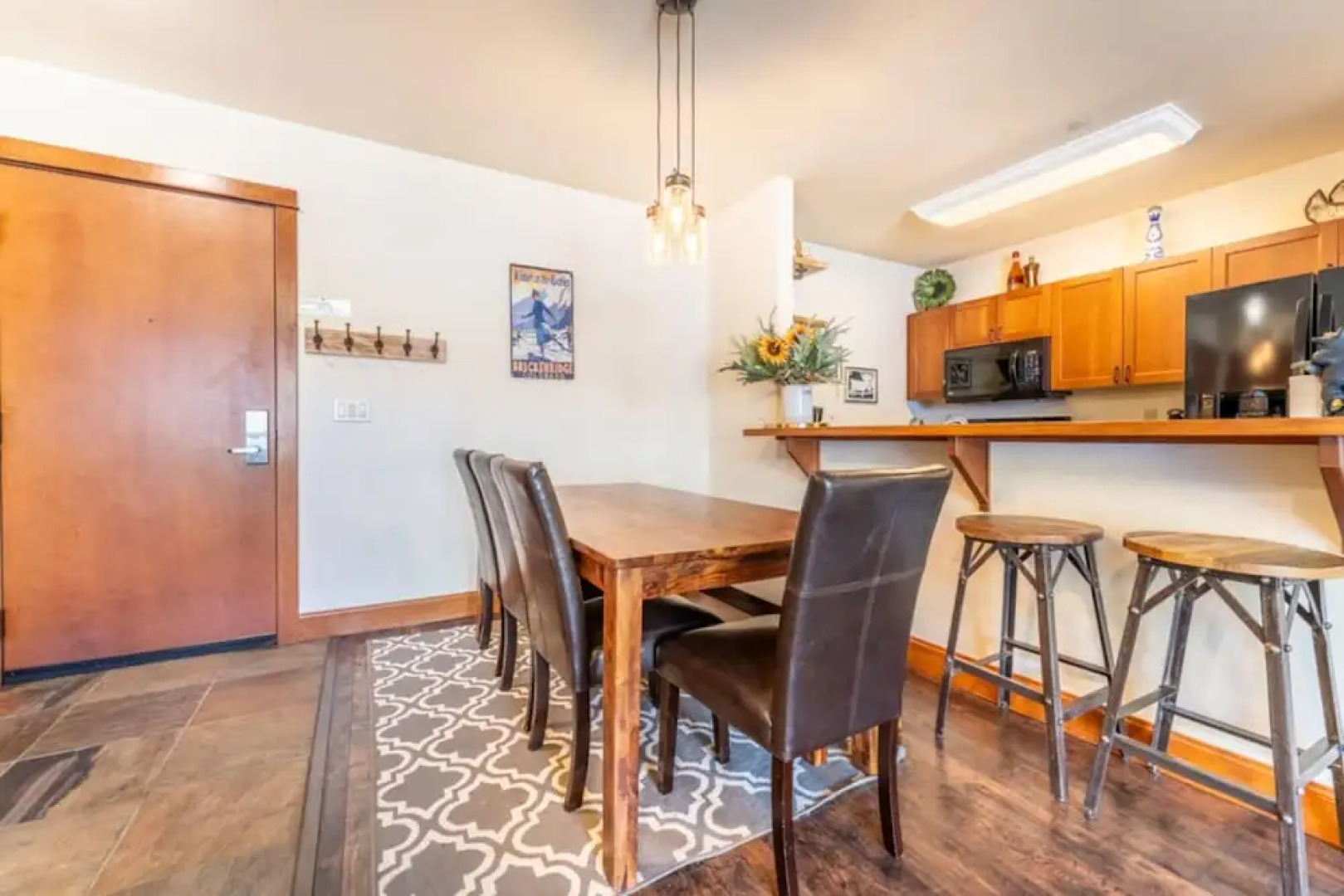 Oro Grande by Summit County Mountain Retreats