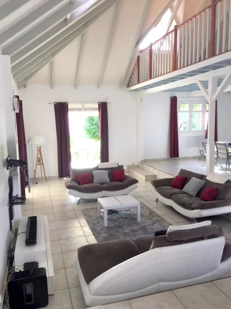 Villa With 4 Bedrooms in Baie Mahault, With Wonderful Mountain View, P