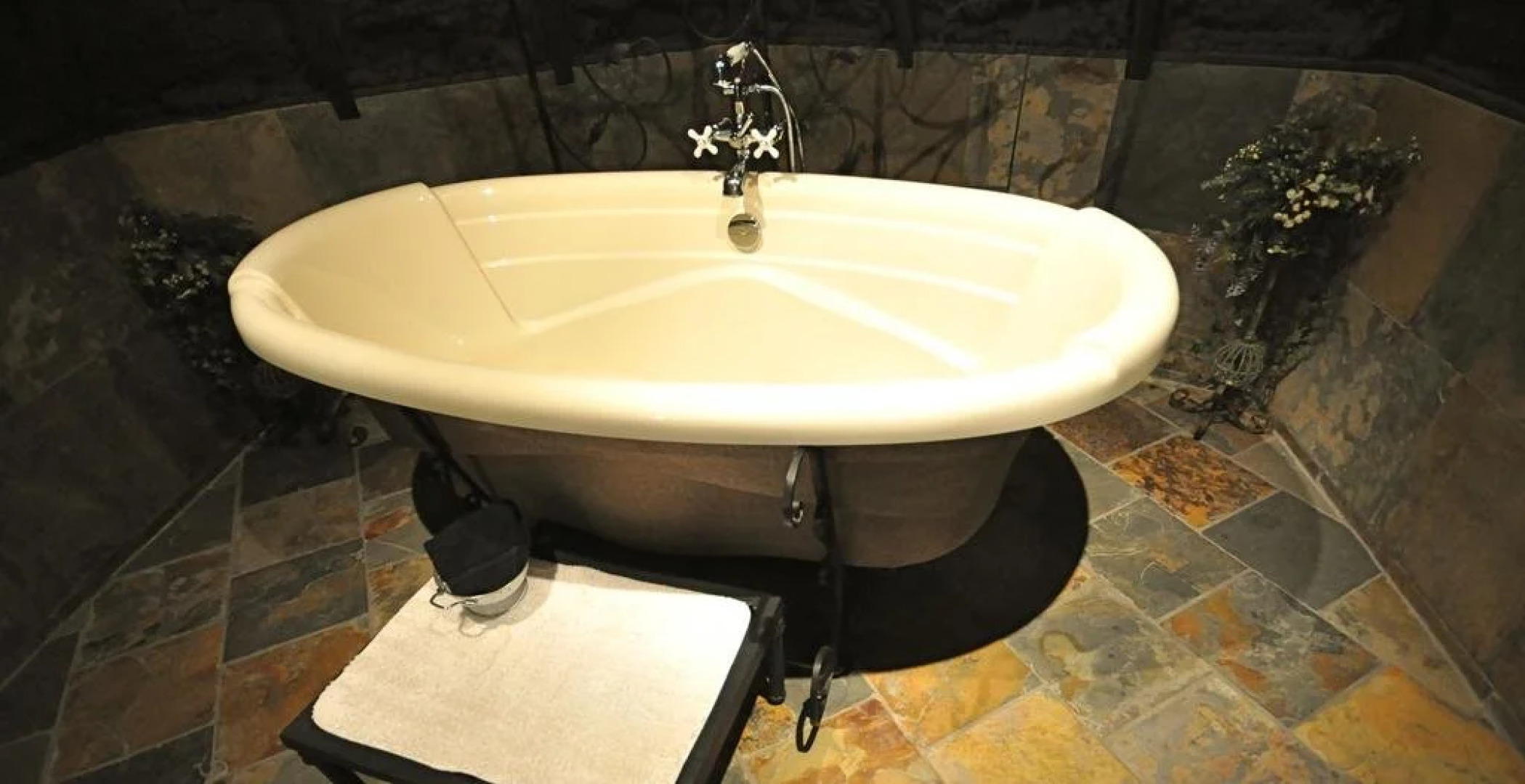 Creighton Manor Inn Bed & Breakfast