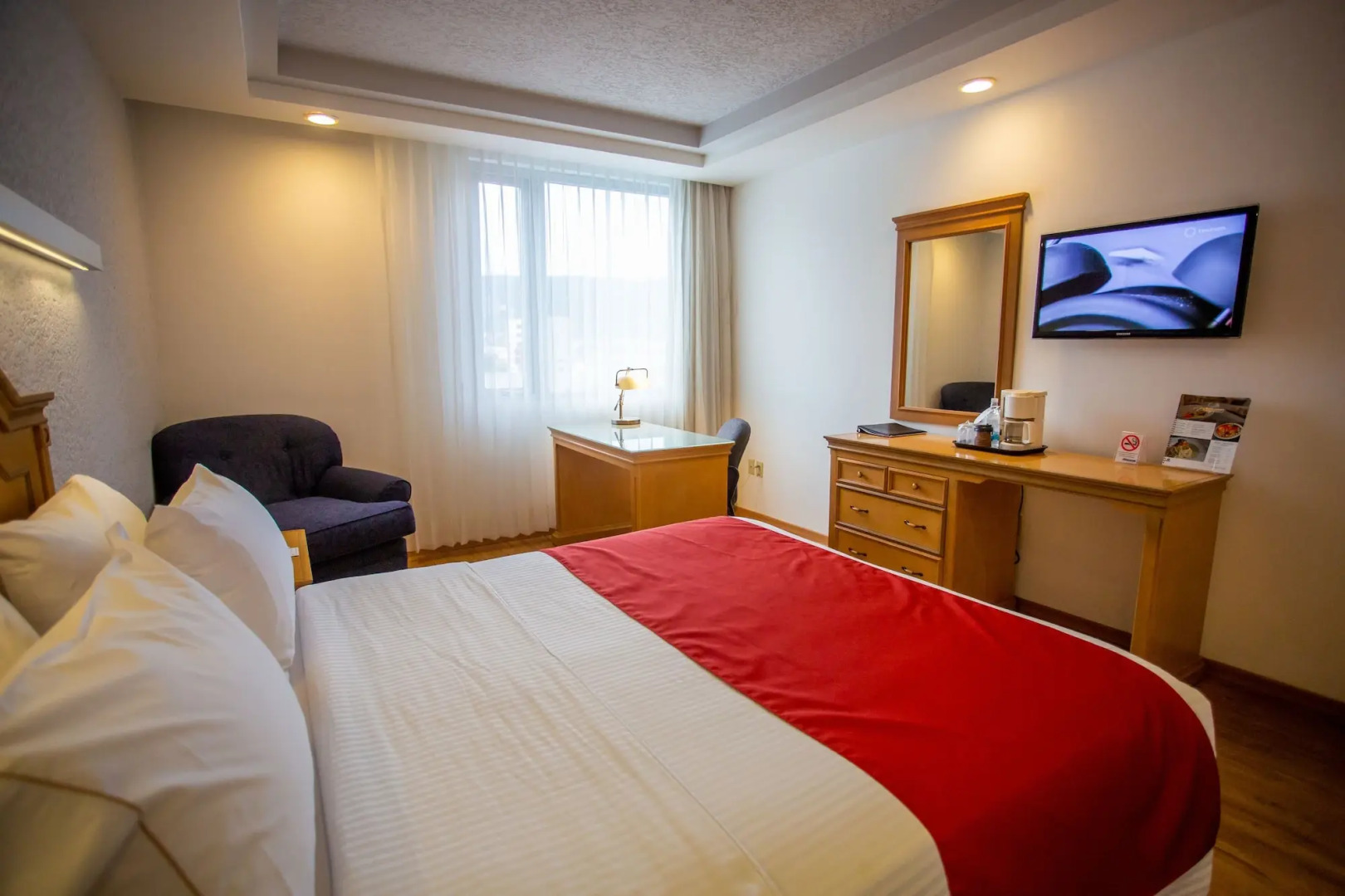 Hotel Horizon and Convention Center