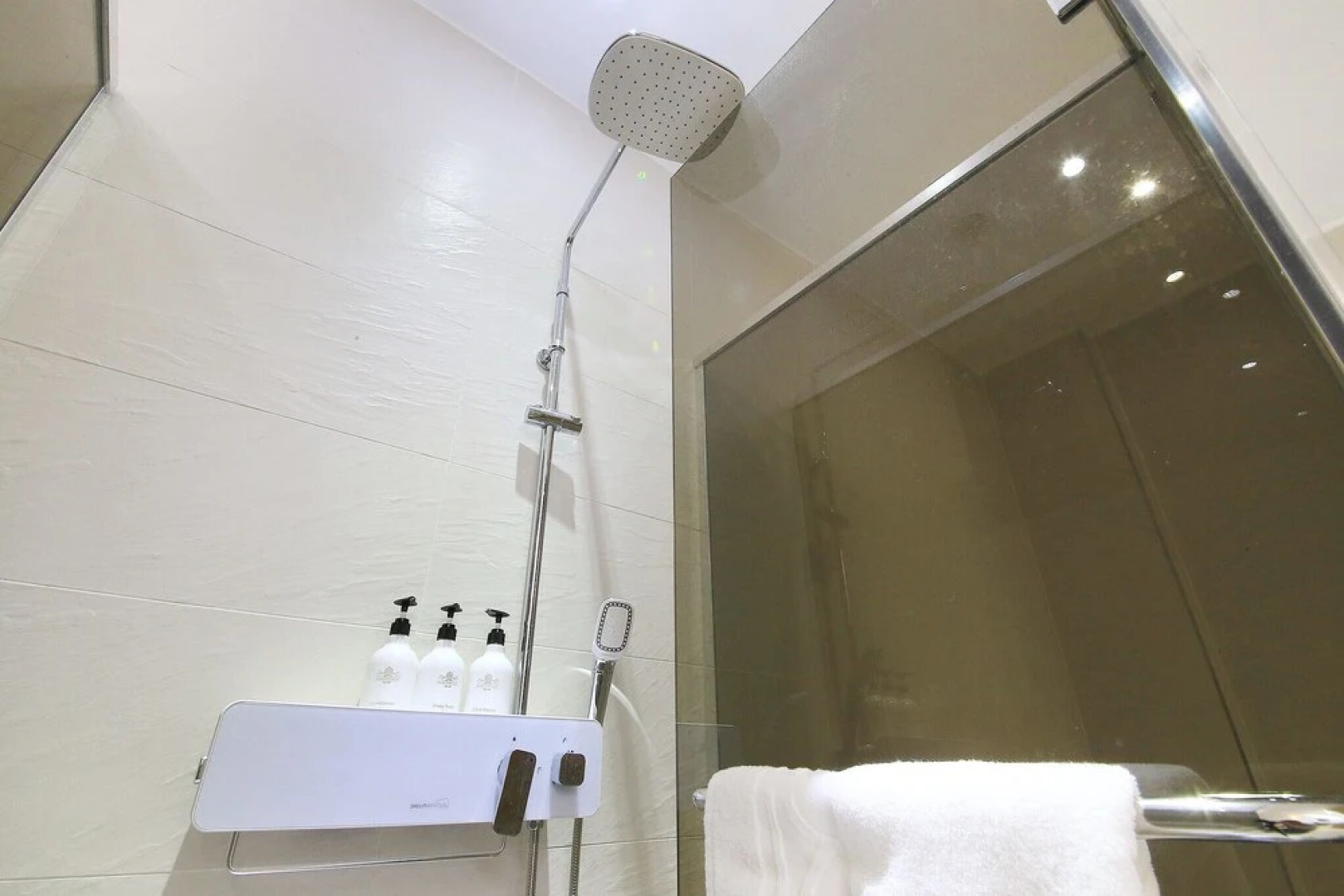 Indeokwon Brownstone