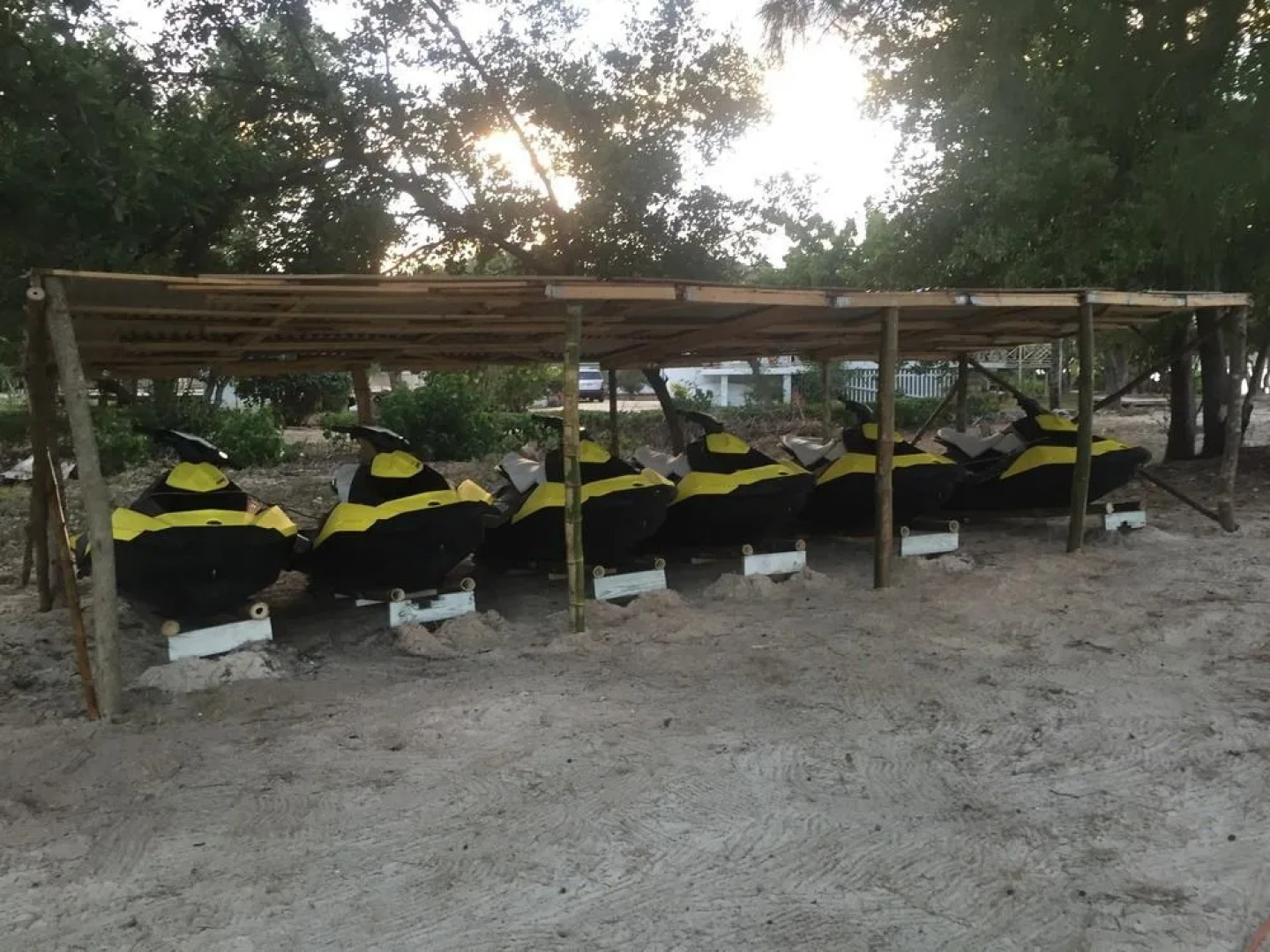 Captain's Cove Beach Resort & Villas