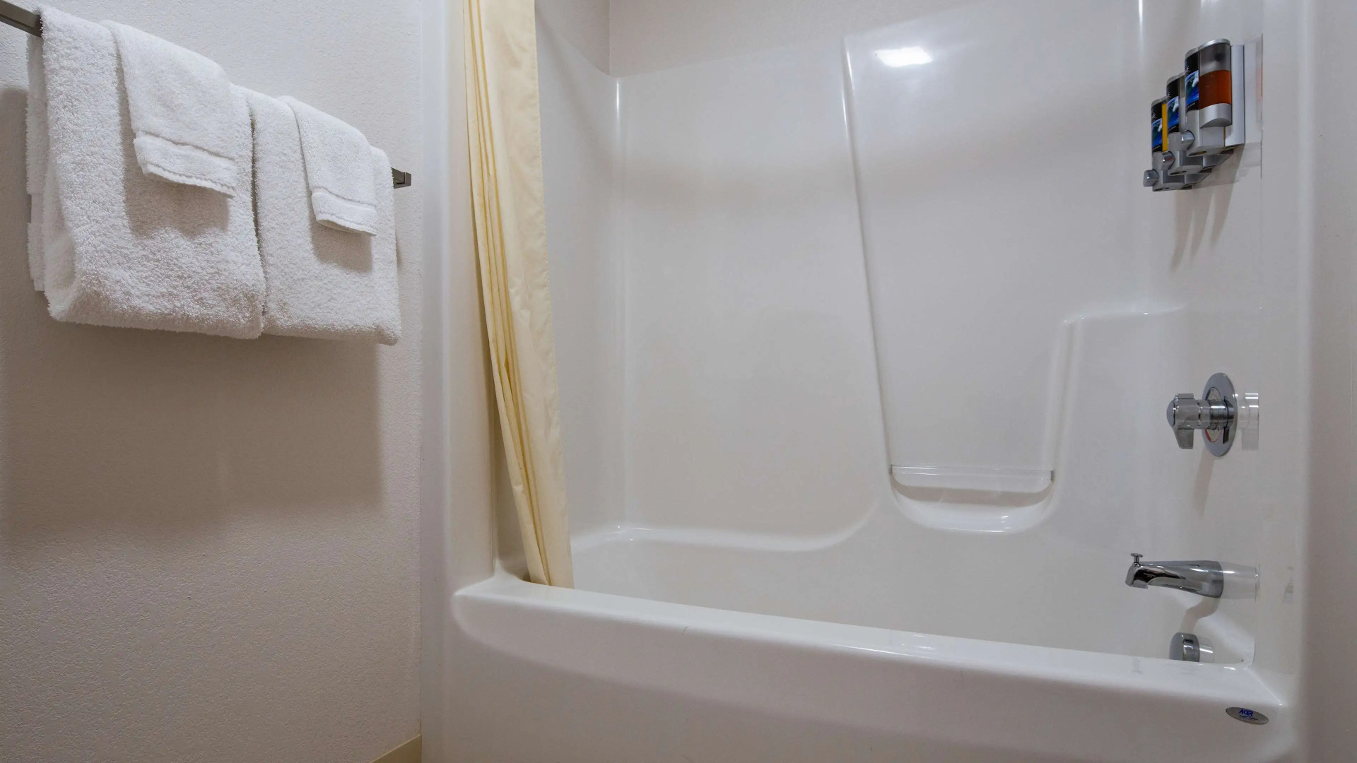 SureStay Hotel by Best Western Whittington Rend Lake