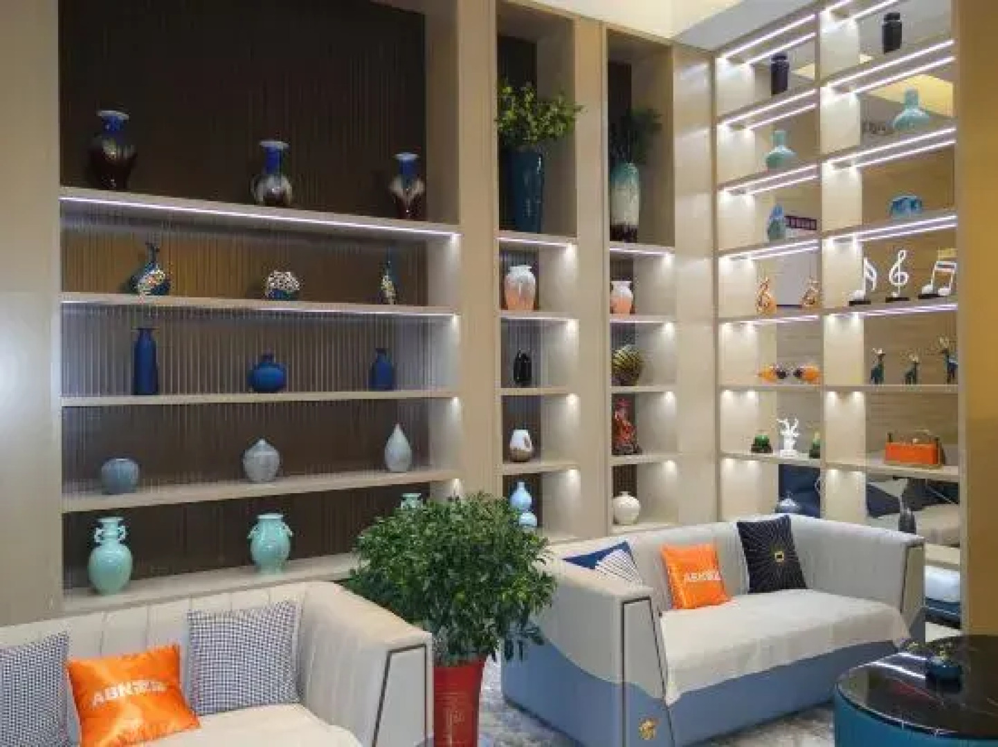 Fangxian Shuiyaohui Hotel