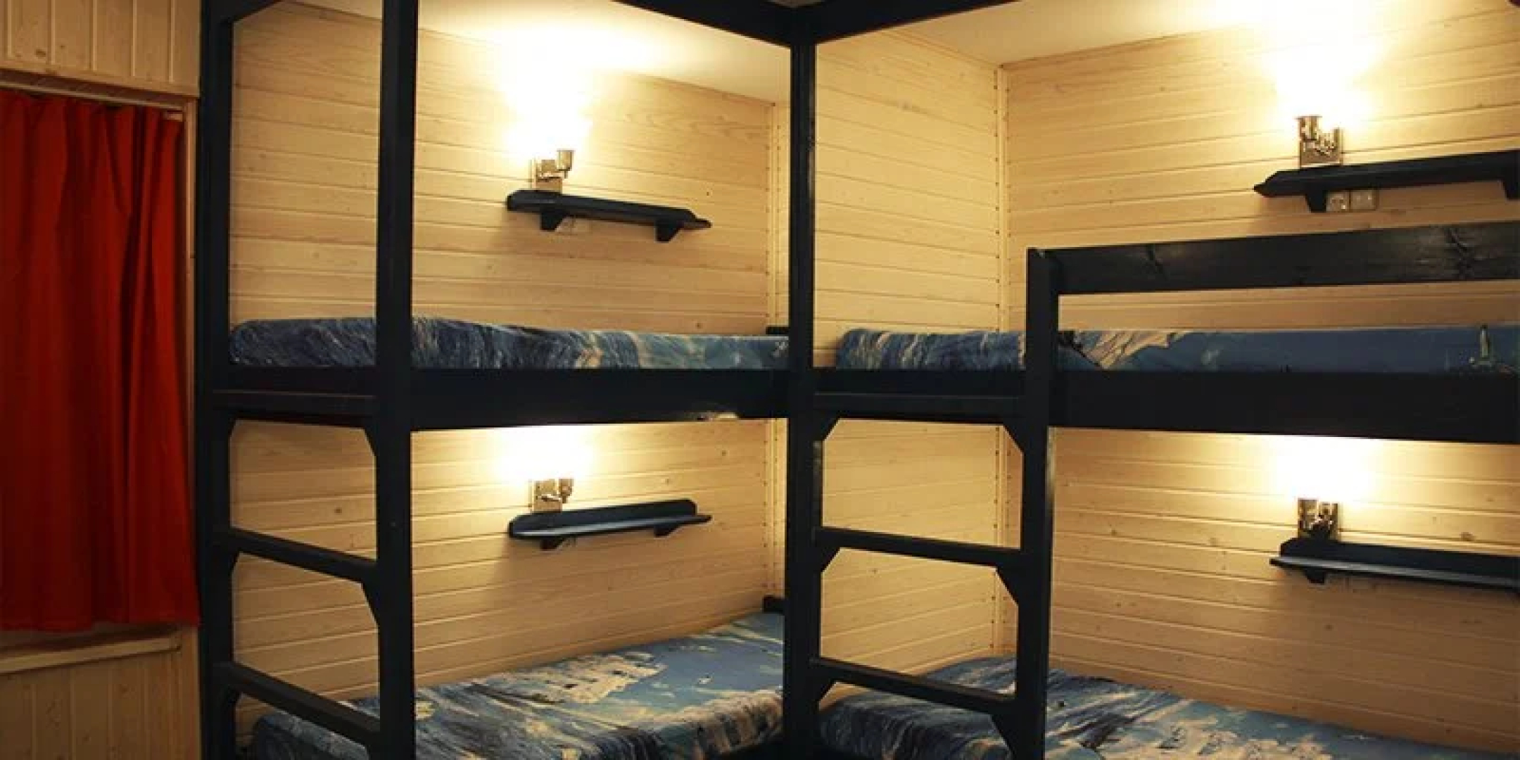 Yozh Hostel