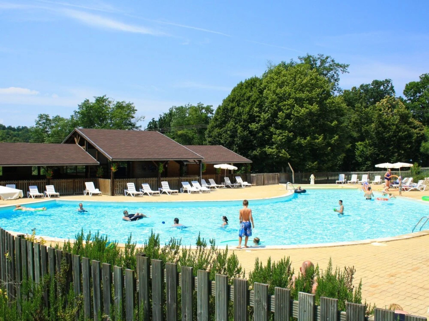 Charming House With a Covered Terrace Near Gourdon
