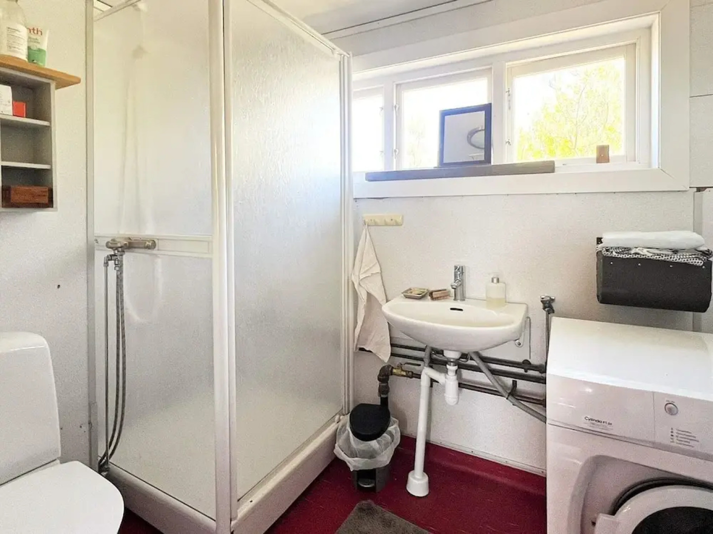 Attractive Apartment With Terrace-by Traum