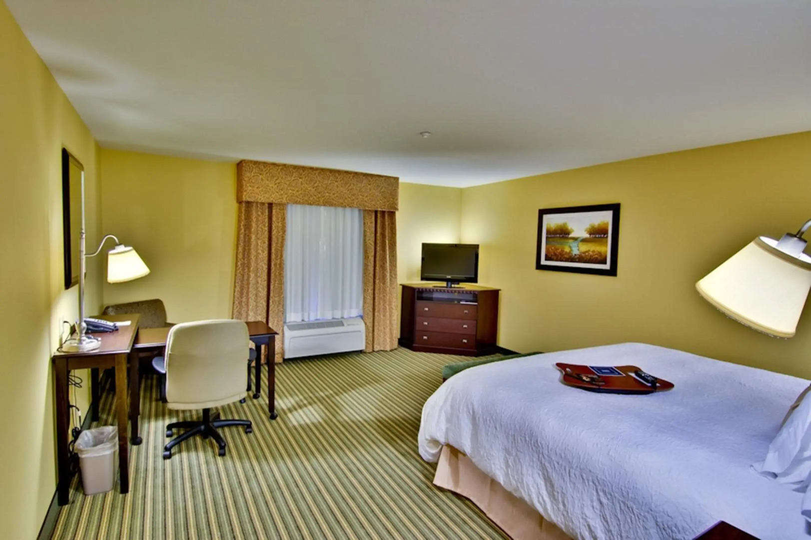 Hampton Inn & Suites Moreno Valley