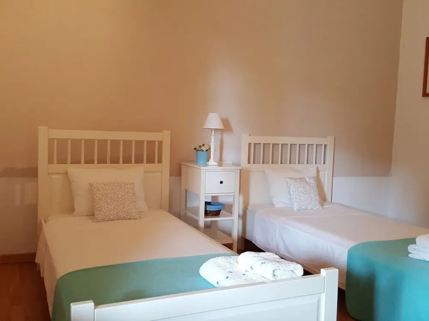 Stylish Property with Swimming Pool & Garden in Pontevedra near Portugal