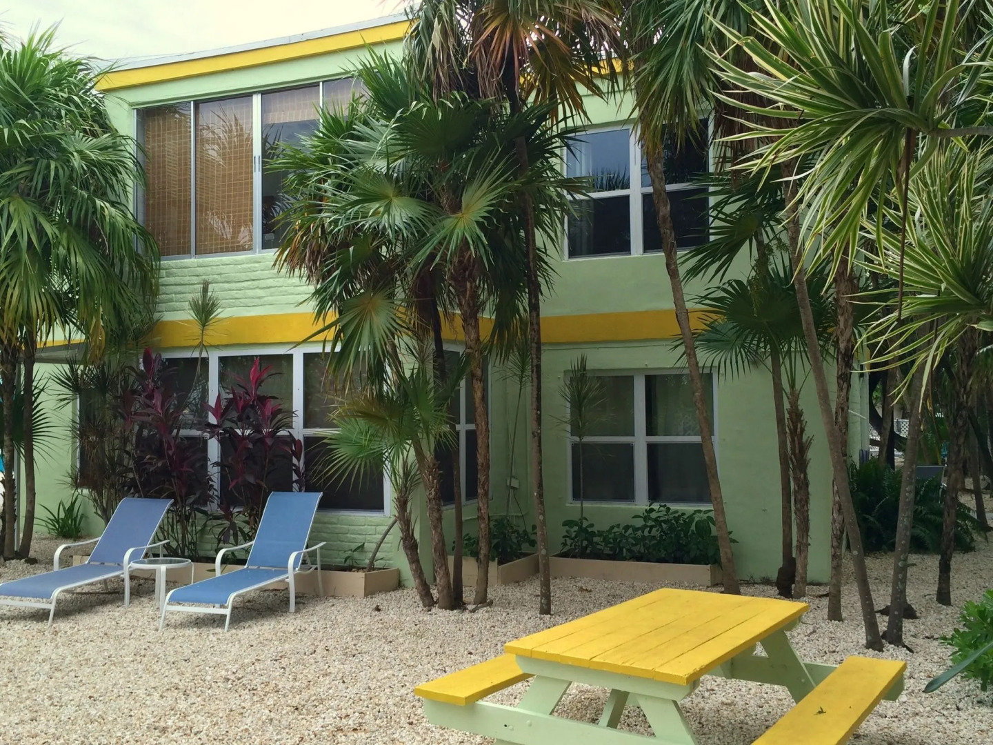 Captain Pips Marina & Hideaway