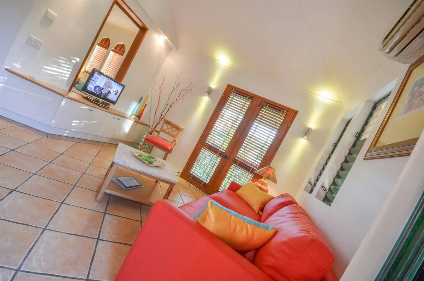 Martinique on Macrossan