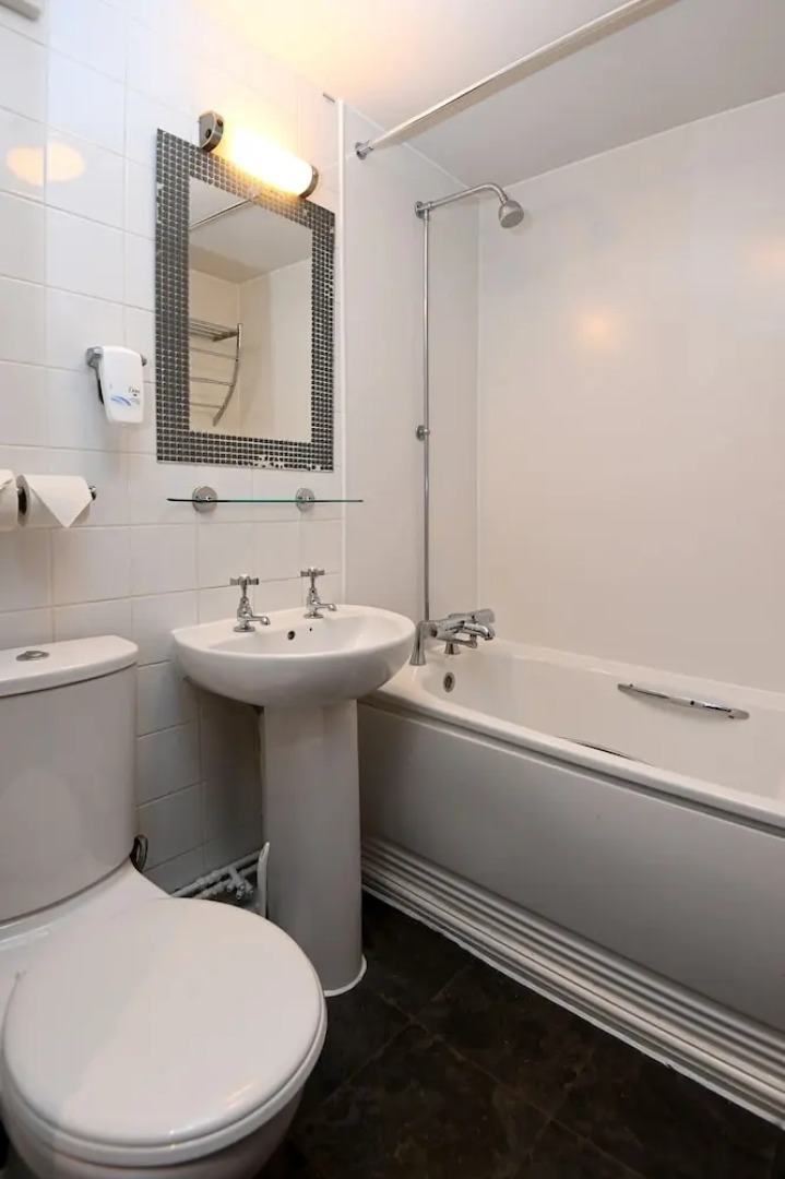 Swan, Thatcham by Marston’s Inns