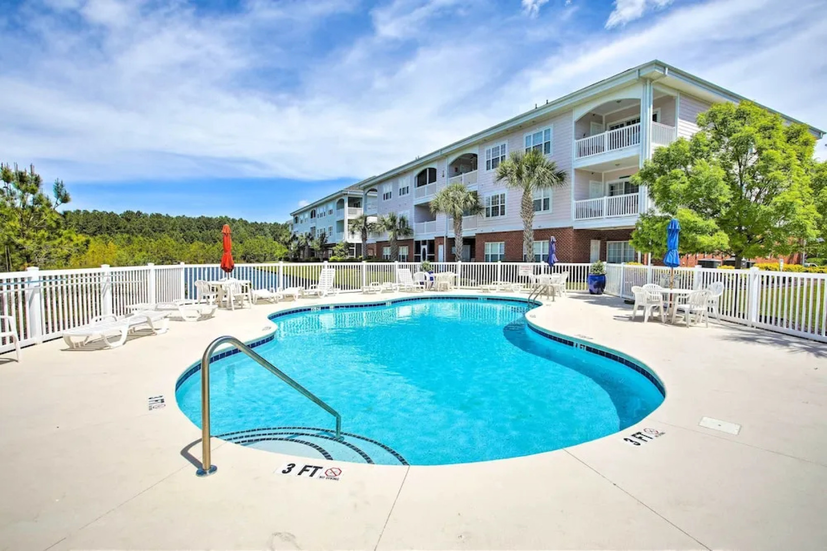 Little River Condo w/ Pool < 6 Mi to Beach!
