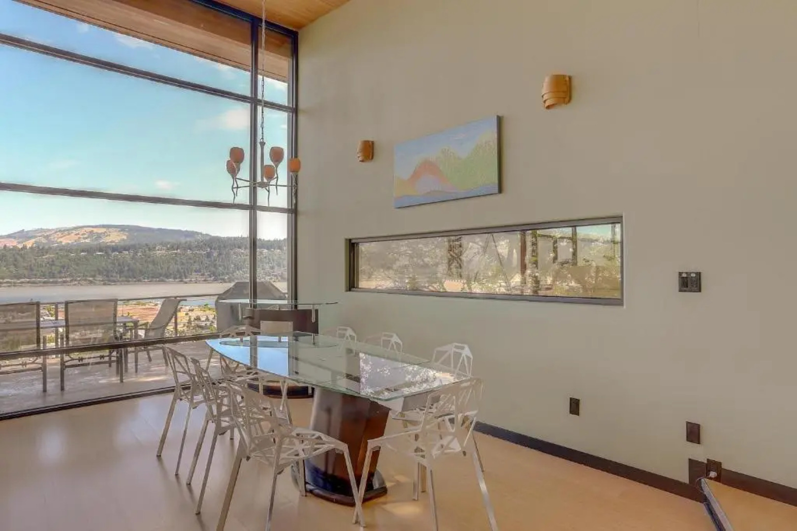 Alizes Modern Home with Views of the Columbia River Gorge by RedAwning