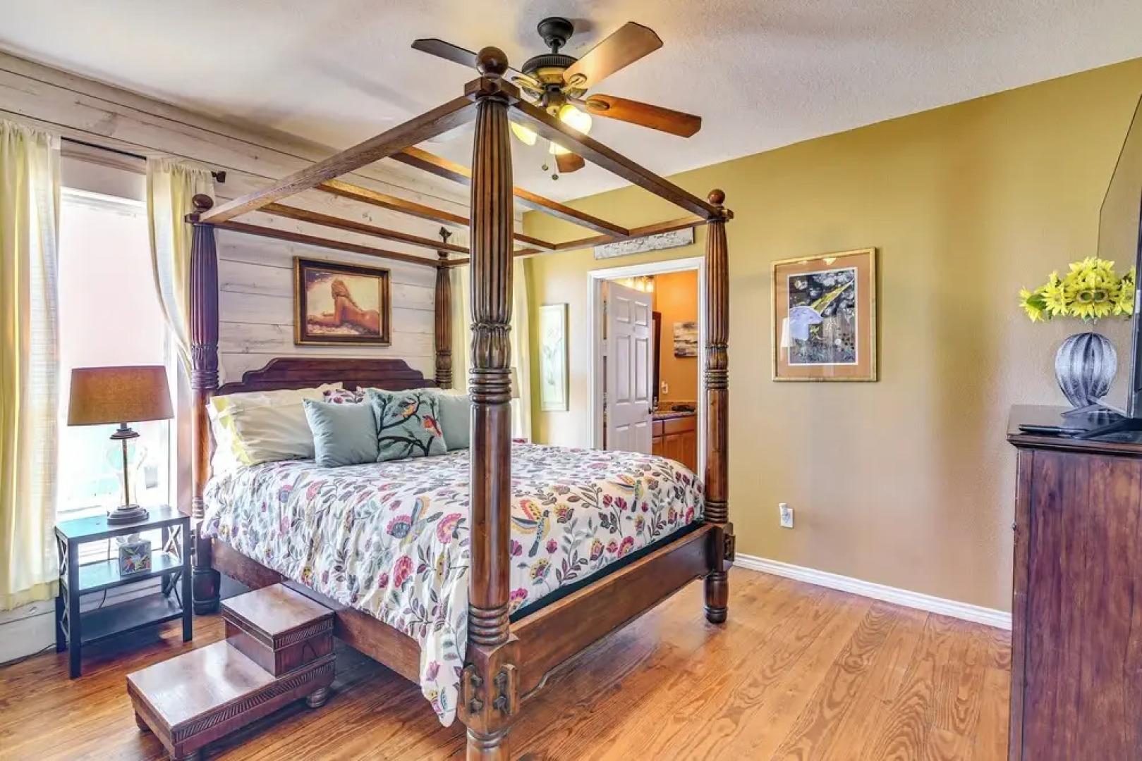 Beachfront Home w/ Deck + Views in Freeport!