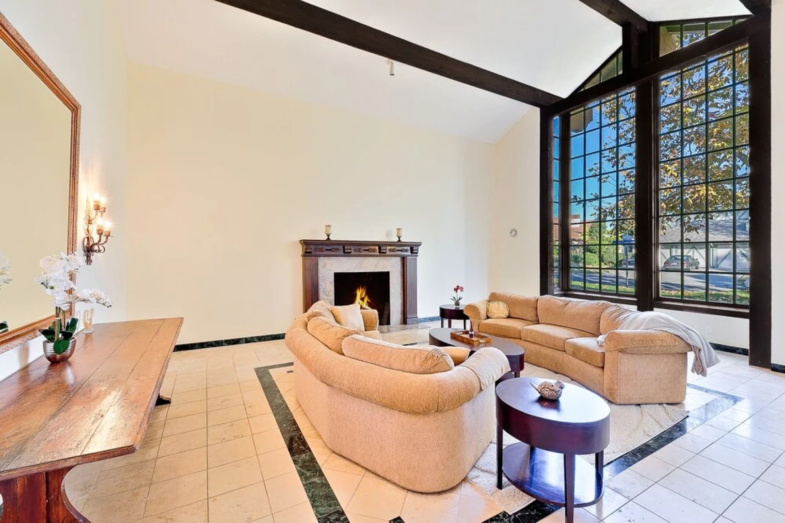 5BDRM Villa Via Mil Cumbres