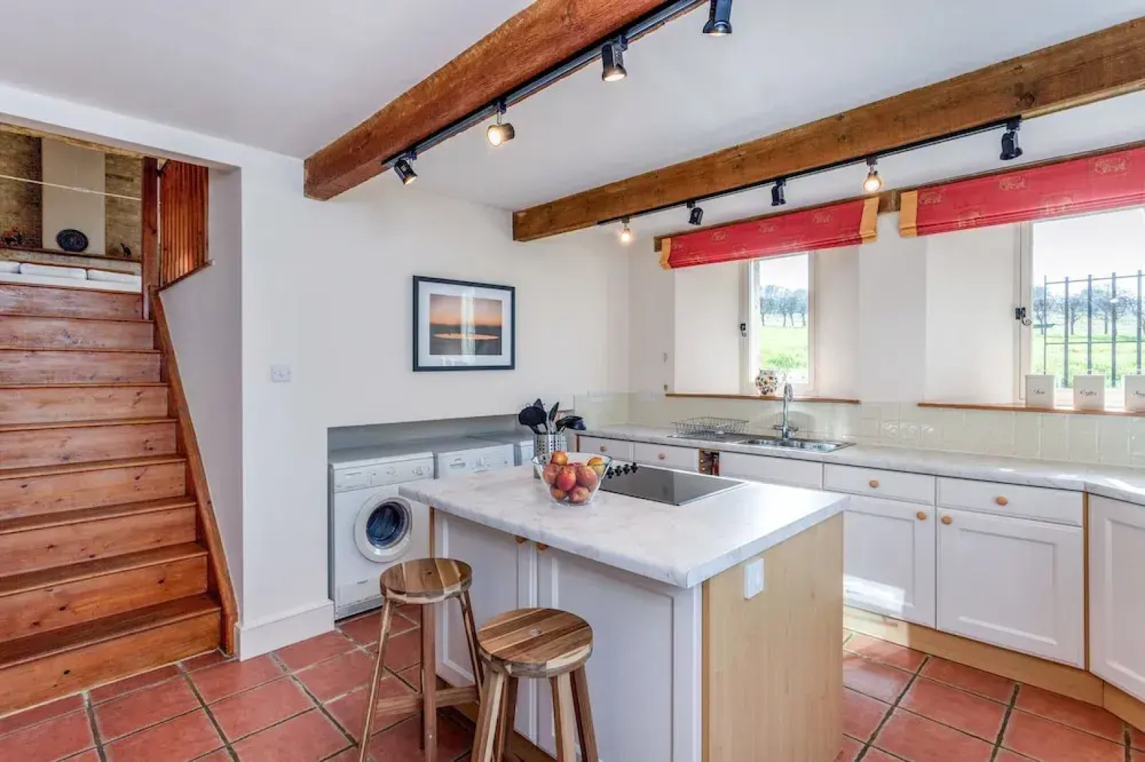 Classical Cotswolds Barn Conversion by Nature Rese