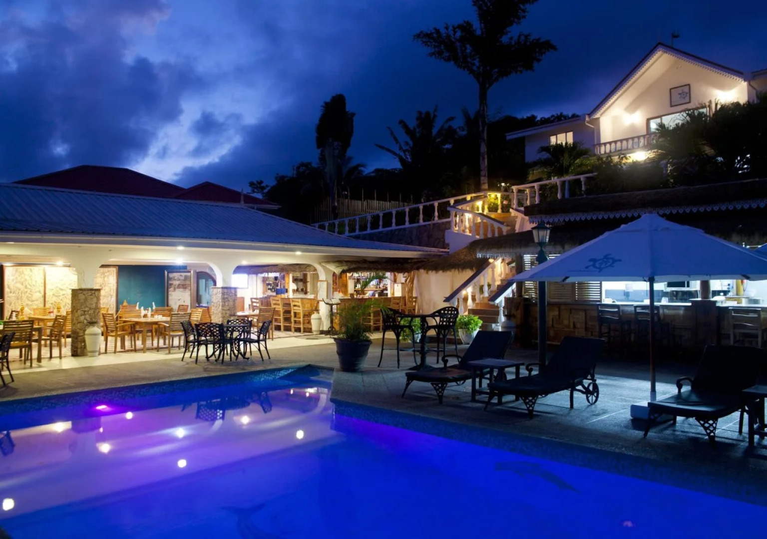 Le Relax Hotel and Restaurant