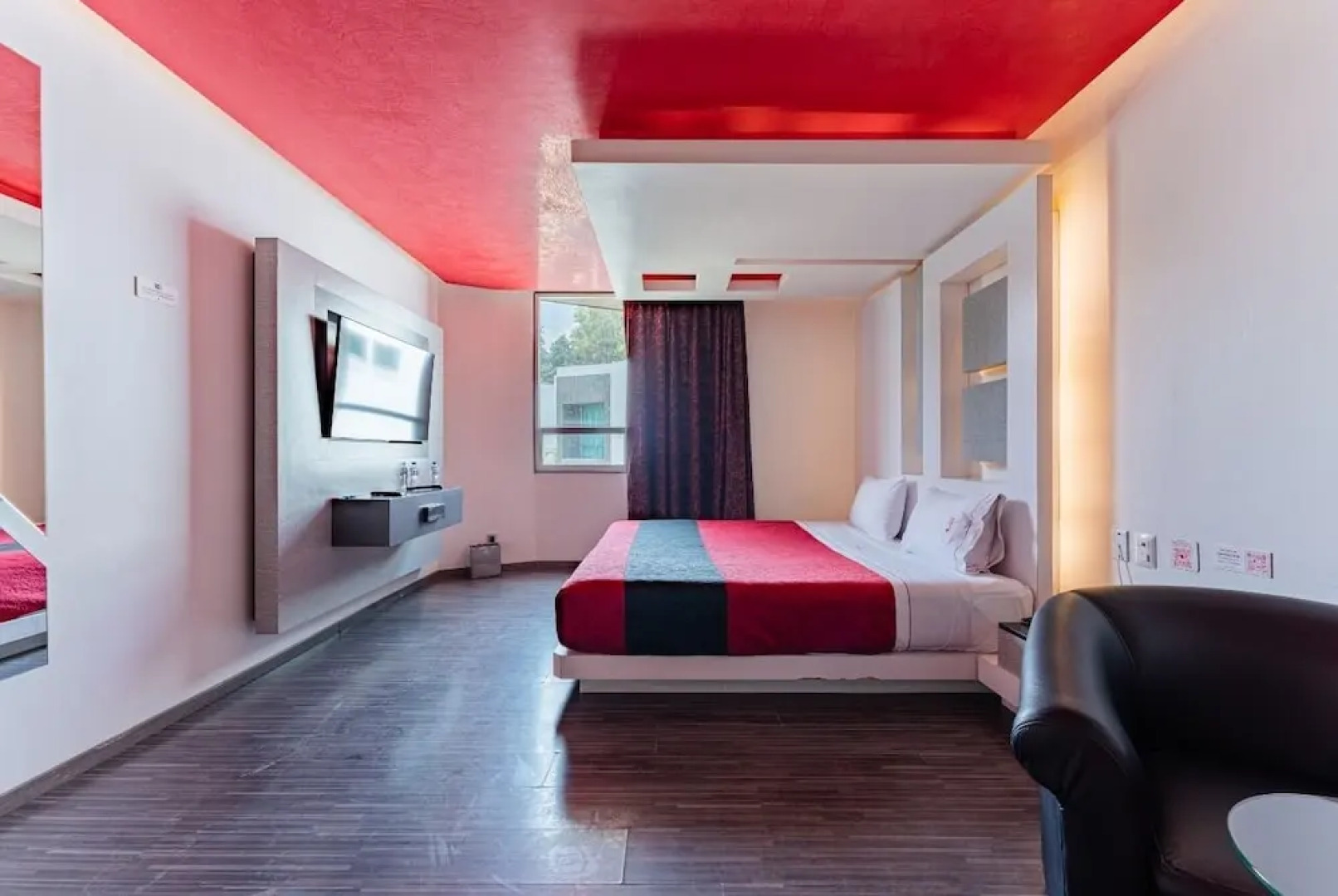 Auto Hotel Puente Grande