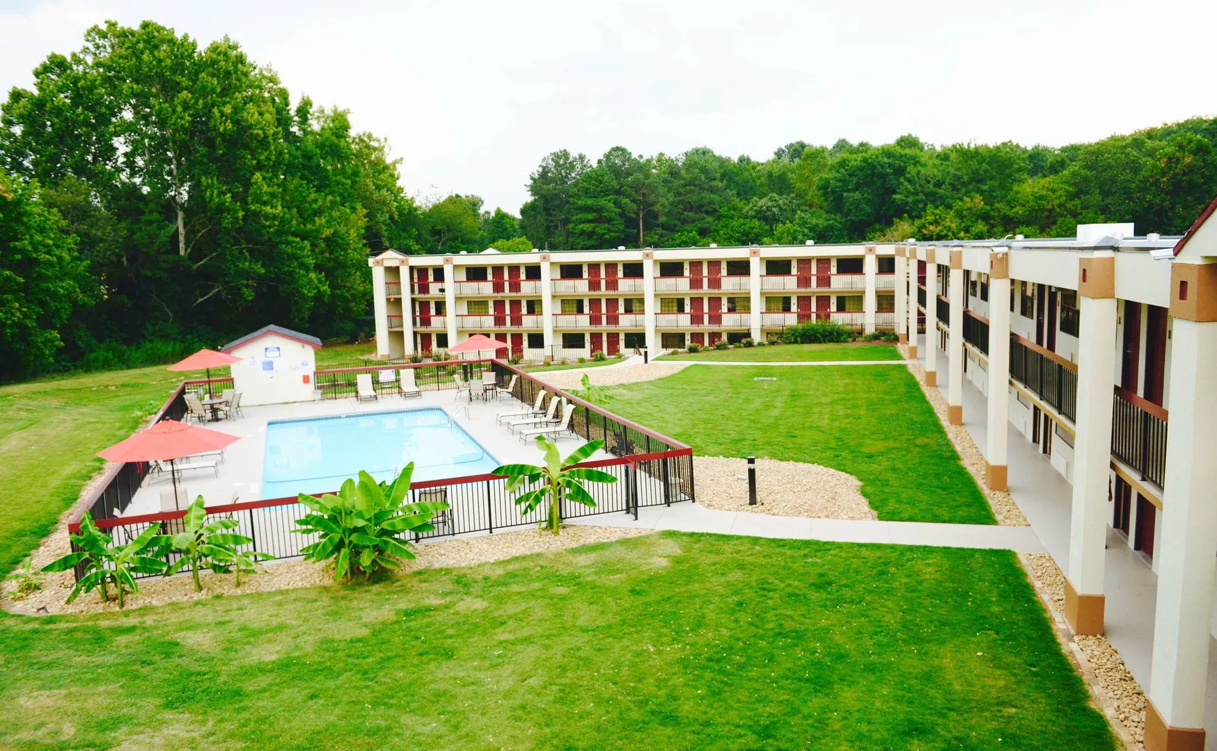 Red Roof Inn & Suites Commerce - Athens