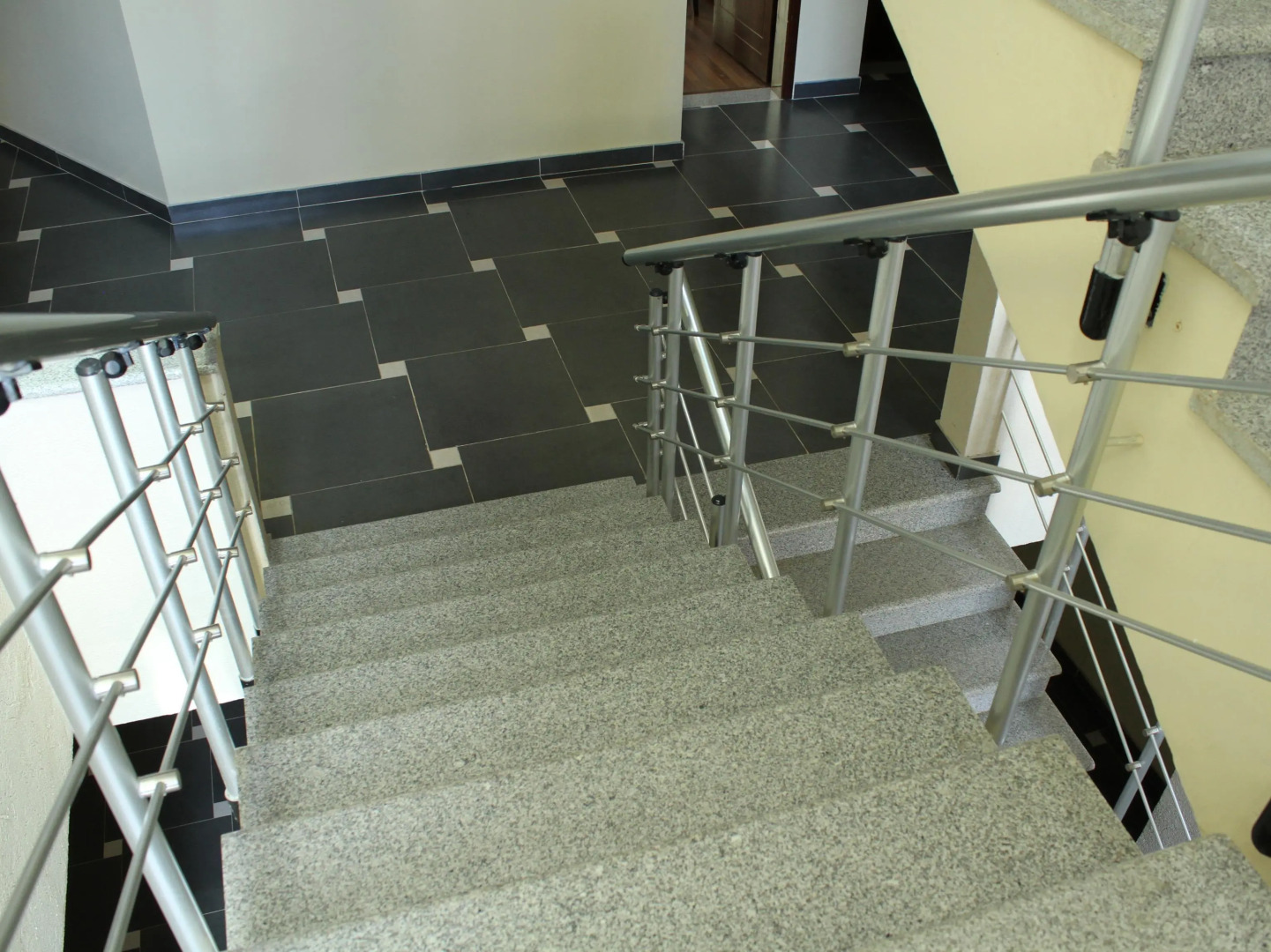 Oasis Hotel Apartment