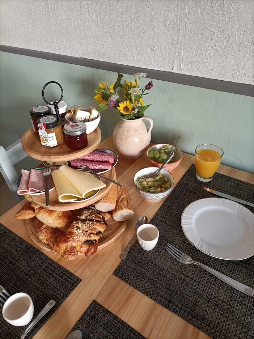 L ancien Cafe - Luxury Suites and Gites