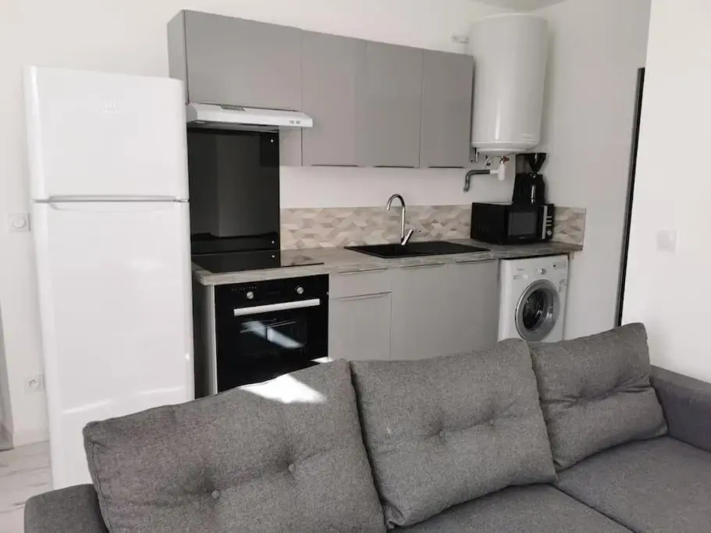 Un Petit Appartement En Provence