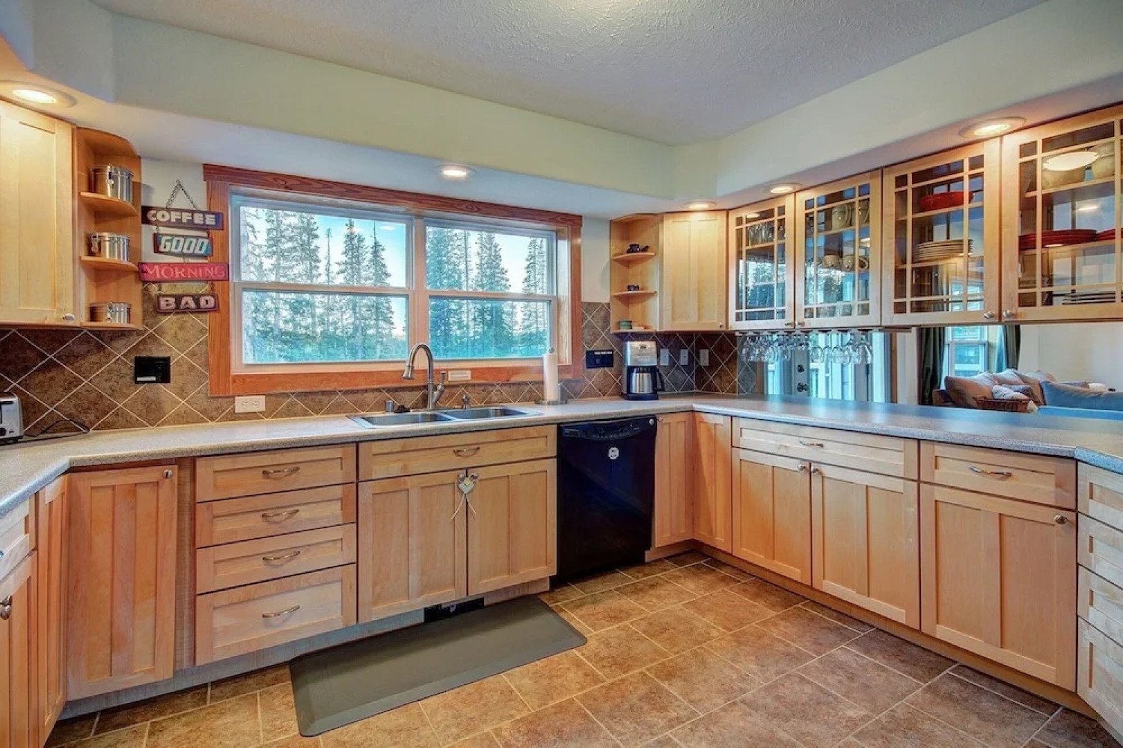 Quandary Summit Lodge 6 Bedroom Home