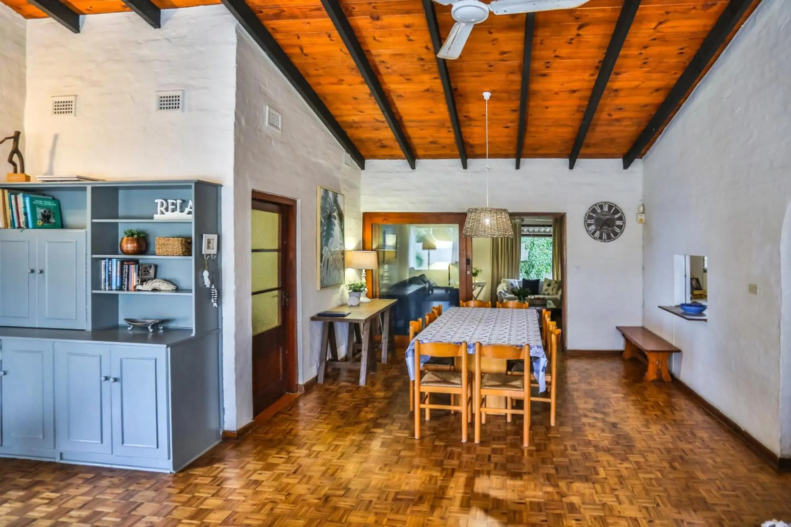 One Jack Powell House- Classic family home steps away from the beach