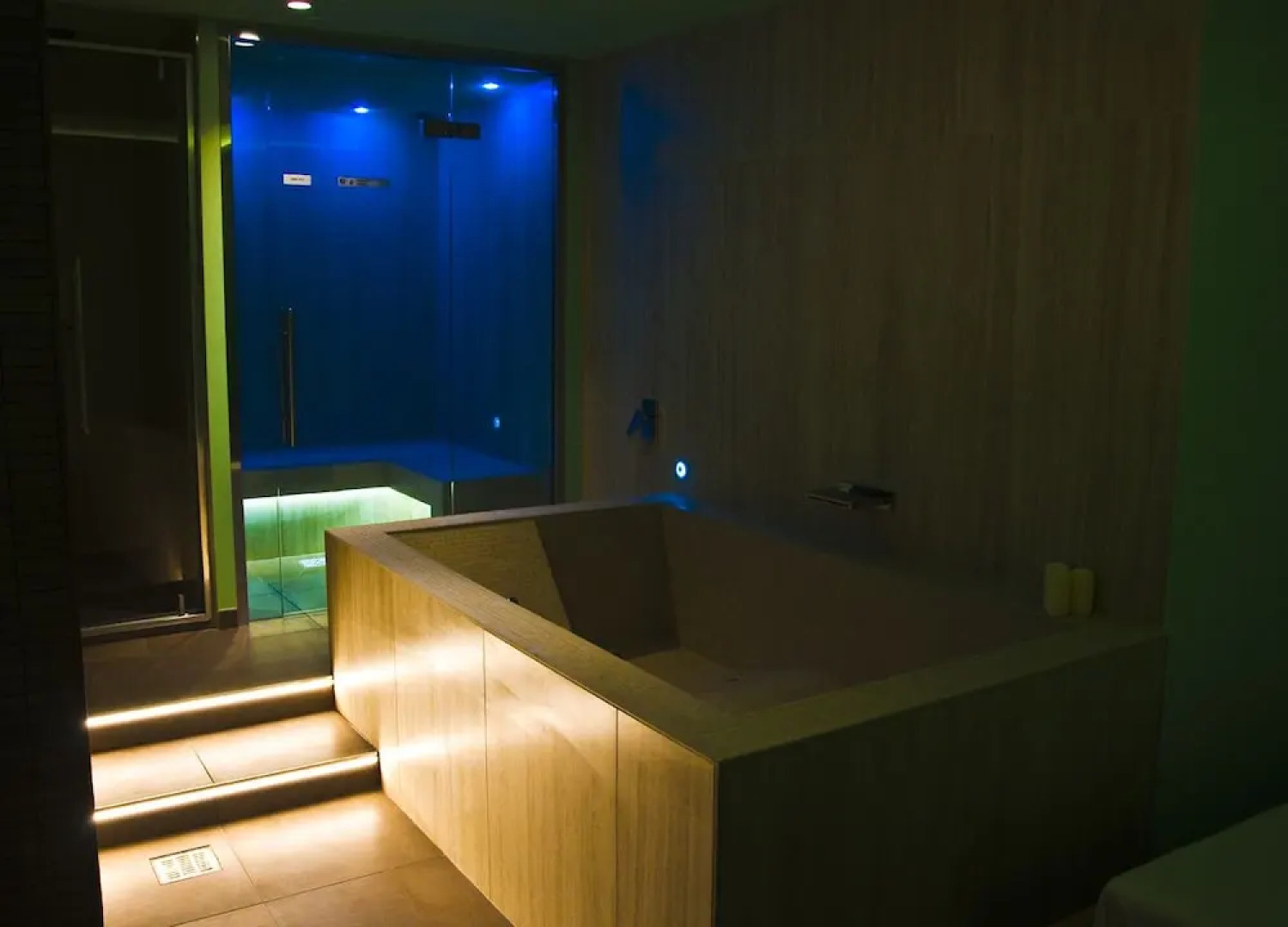 Ambruosi Village Resort & Spa