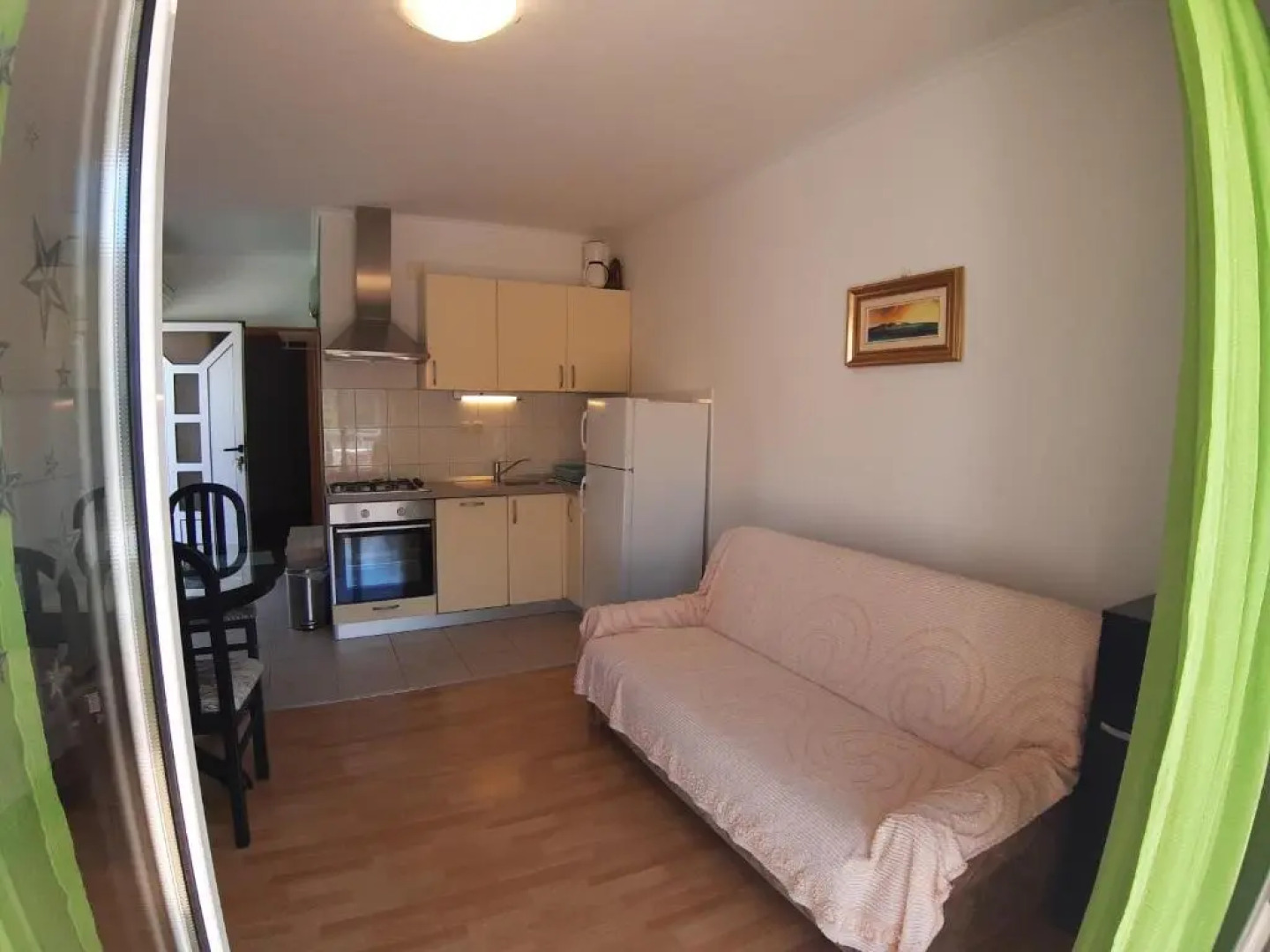 Apartments and Rooms Dobrila