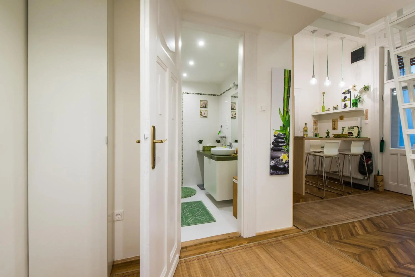 Green Pearl Apartment