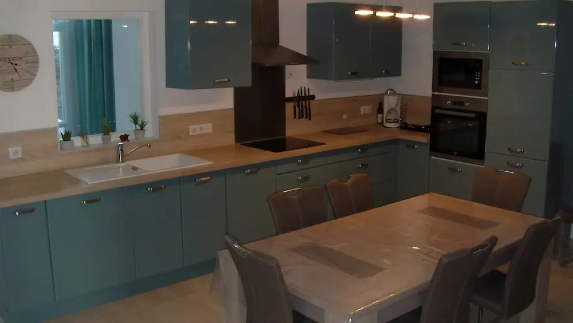 James Location Belle Ile