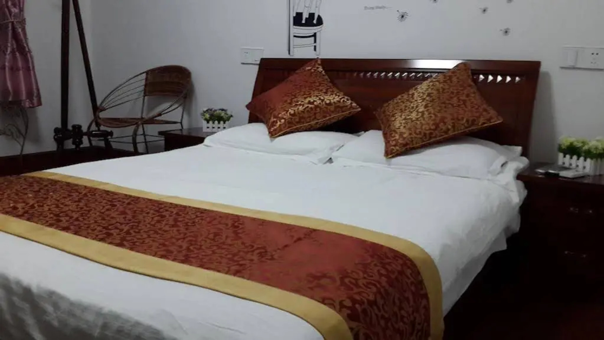 Xitang Xuyue Theme Inn