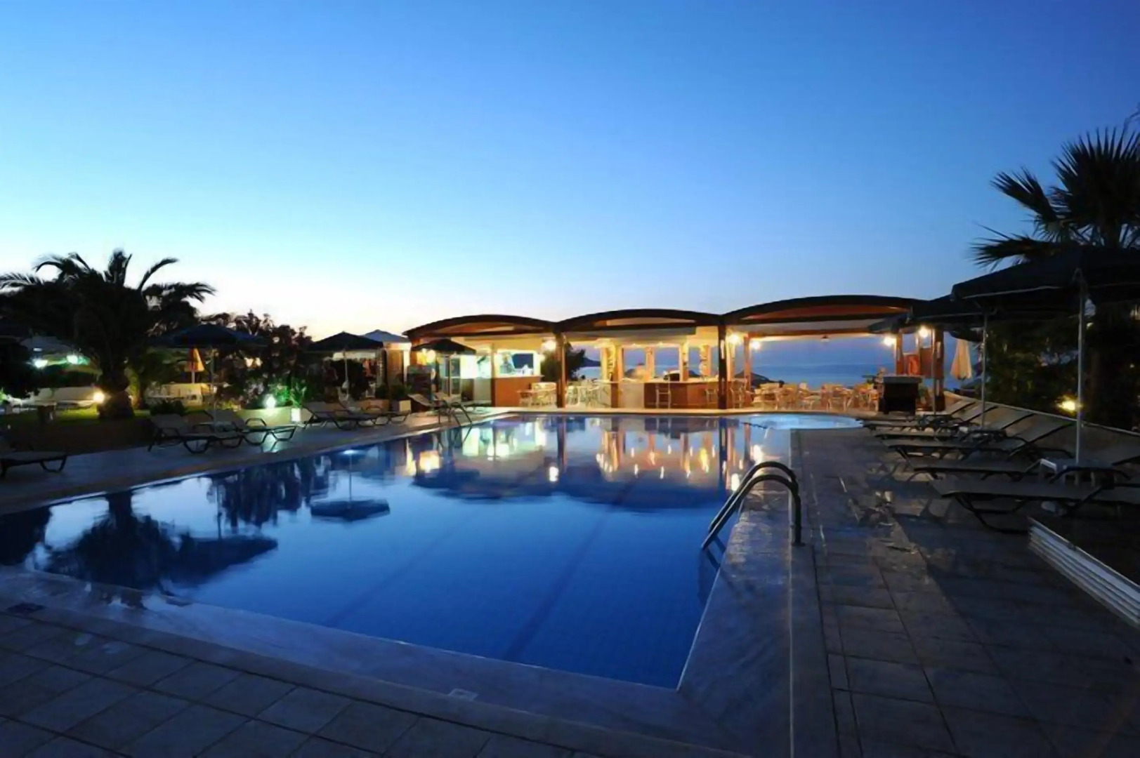 Nektar Beach Hotel