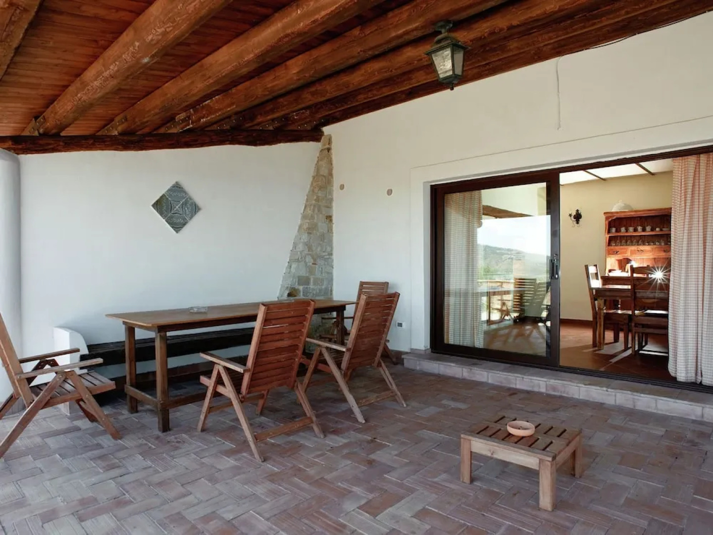 Sea Swimming Pool Garden Horse-riding Barbecue Terrace