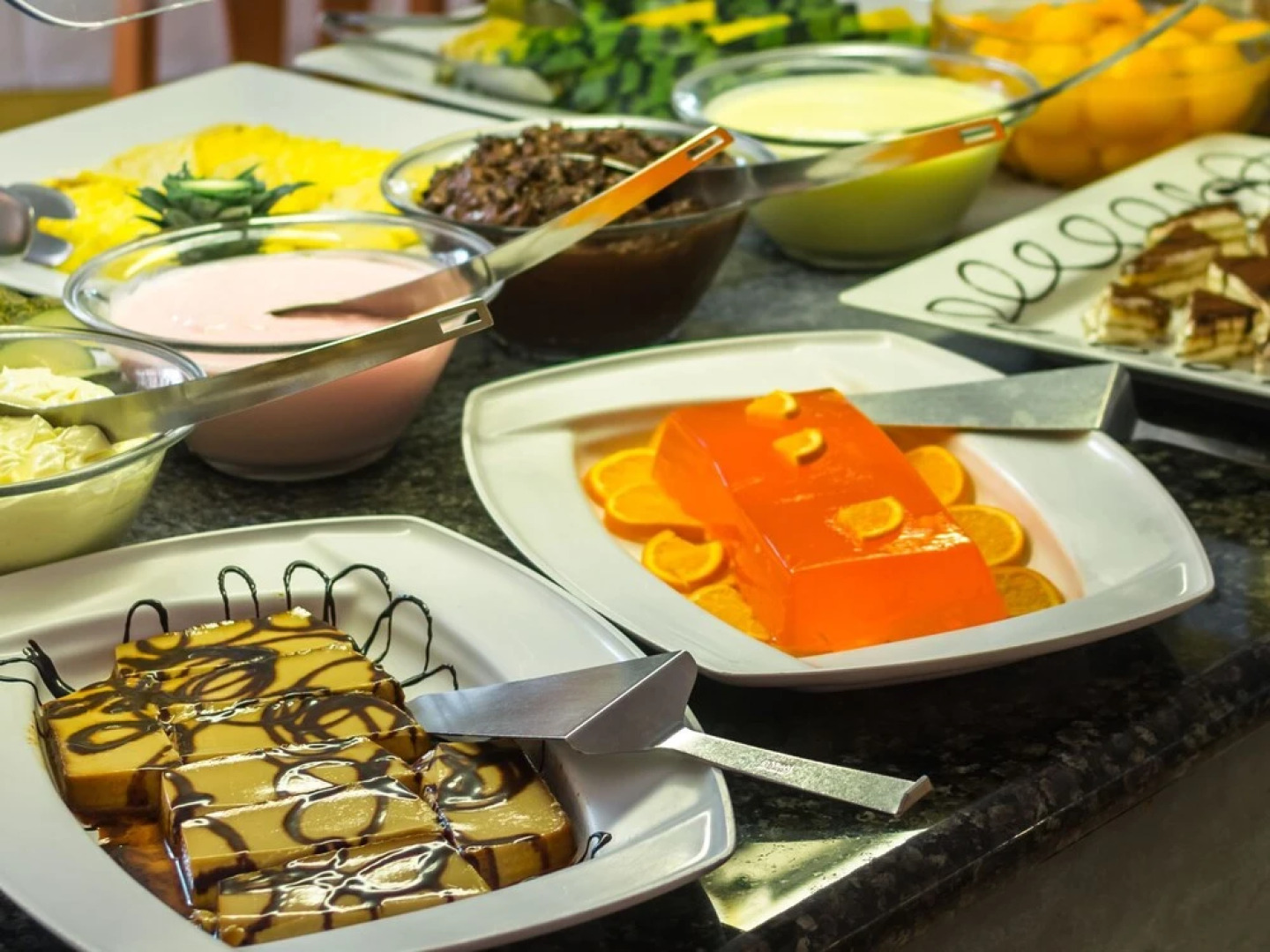 Alluring Apartment in Empuriabrava With Swimming Pool