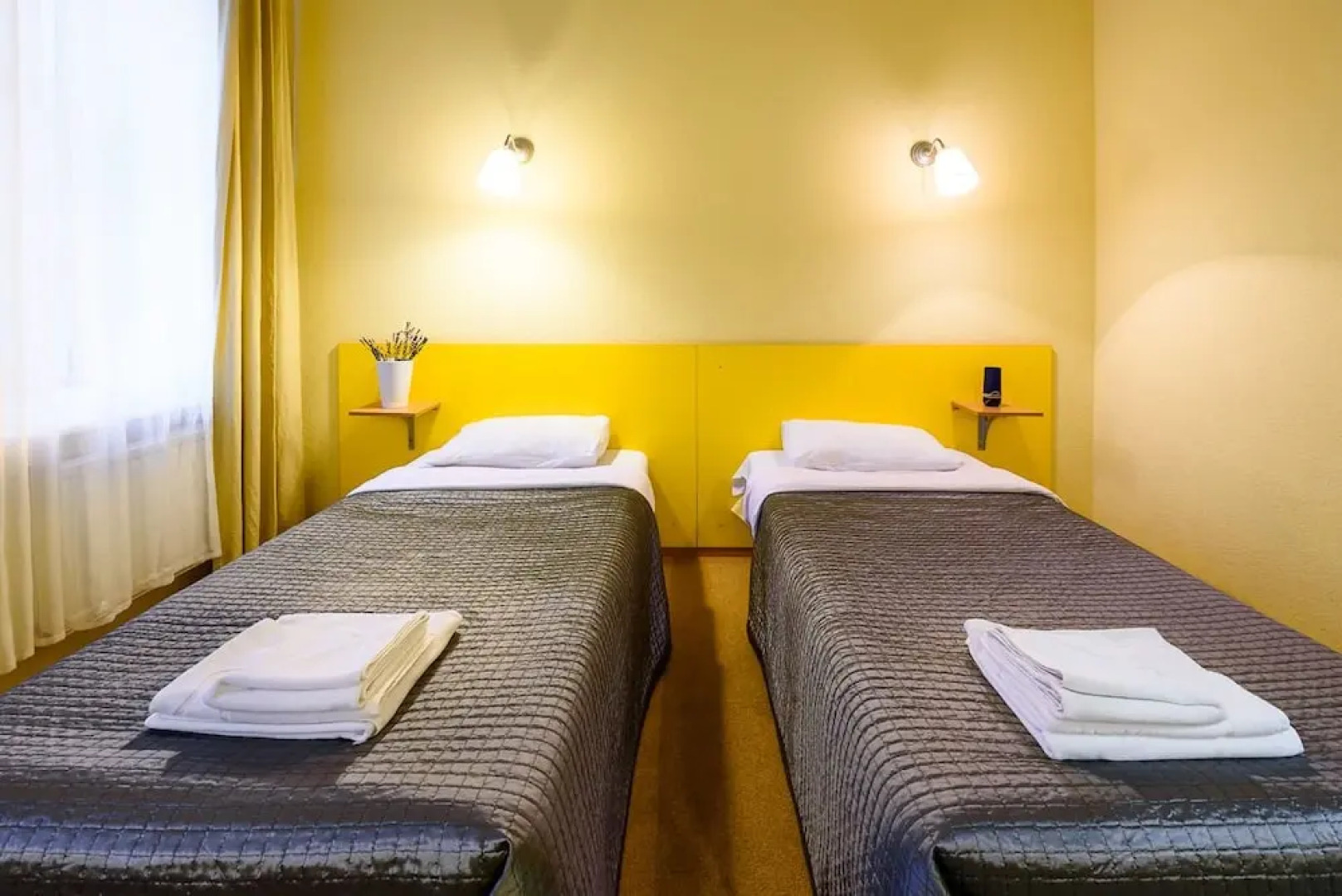 Отель Манифест