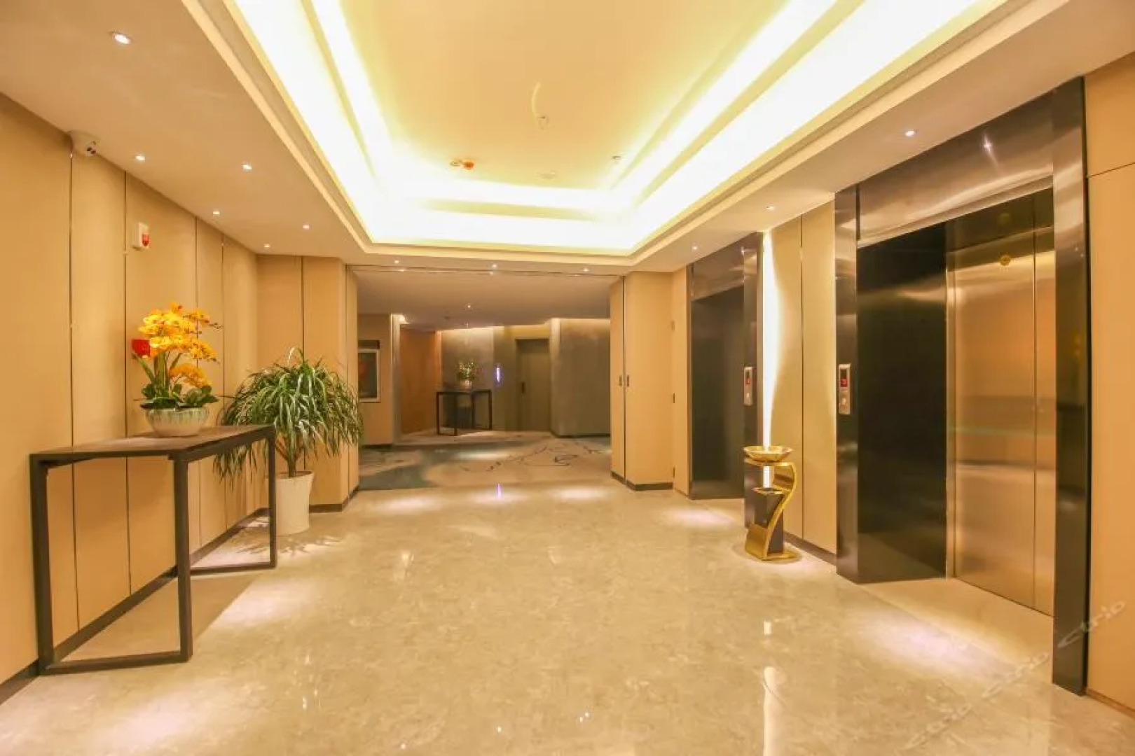 Renrenhong Guanpu Hotel